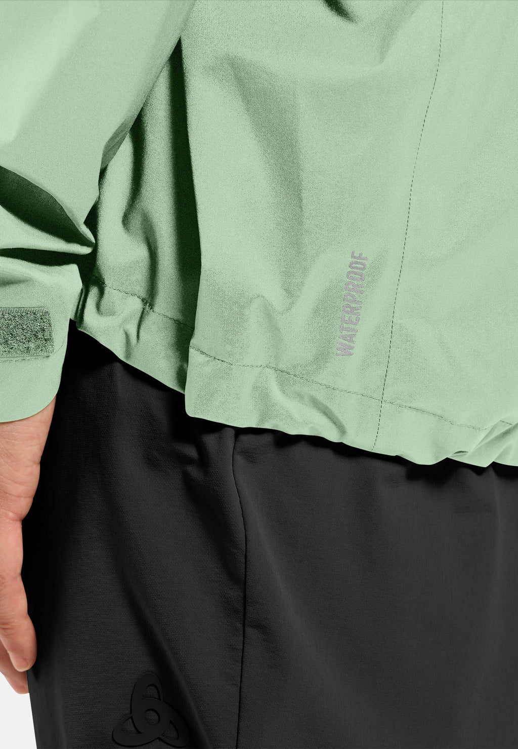 The men's Aegis 2.5L waterproof hardshell jacket