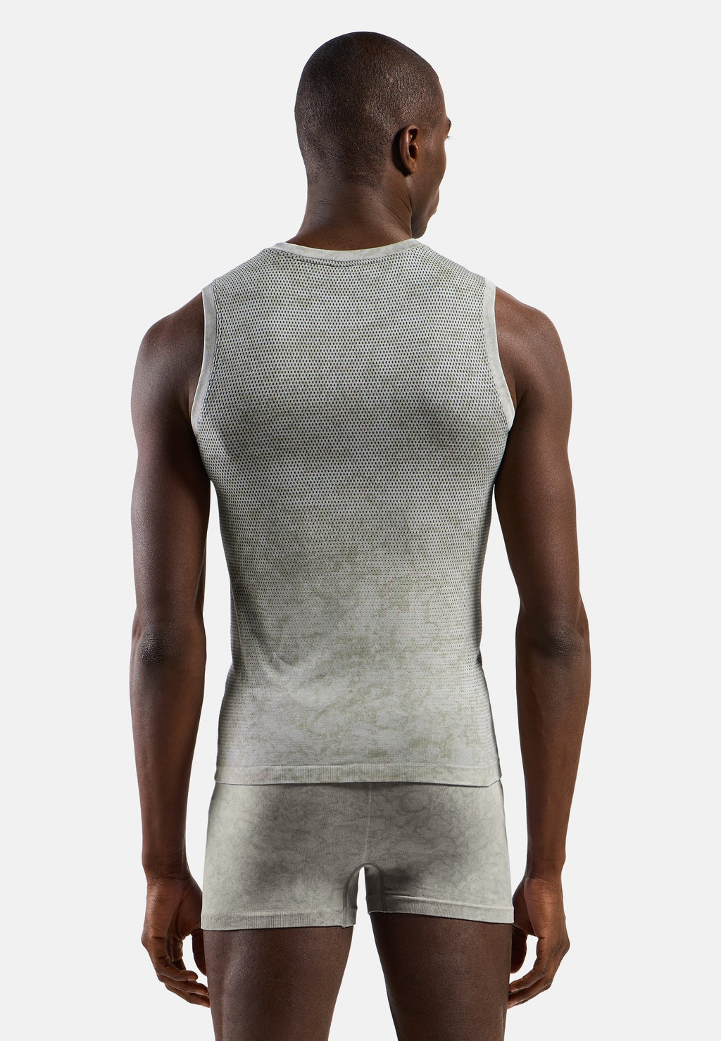 The Performance Light rain-dye sleeveless base layer