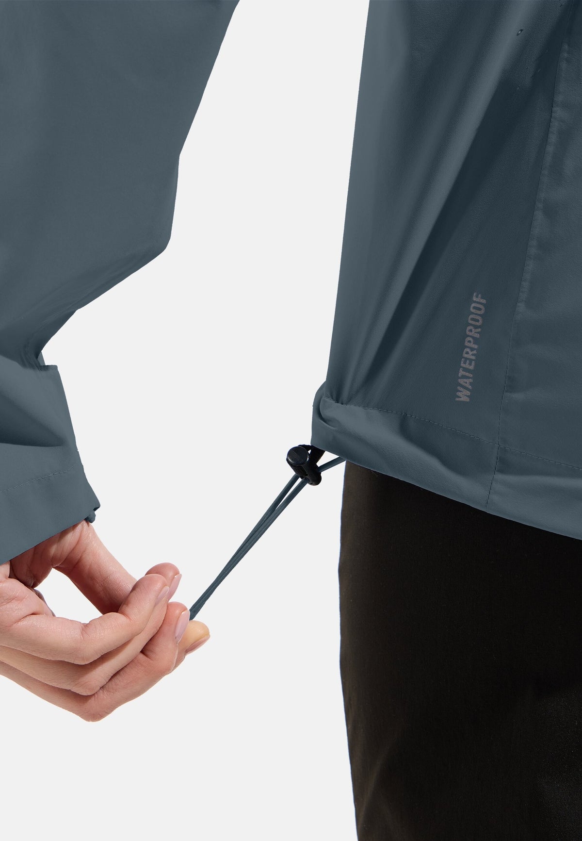 The women's Aegis 2.5L waterproof hardshell jacket
