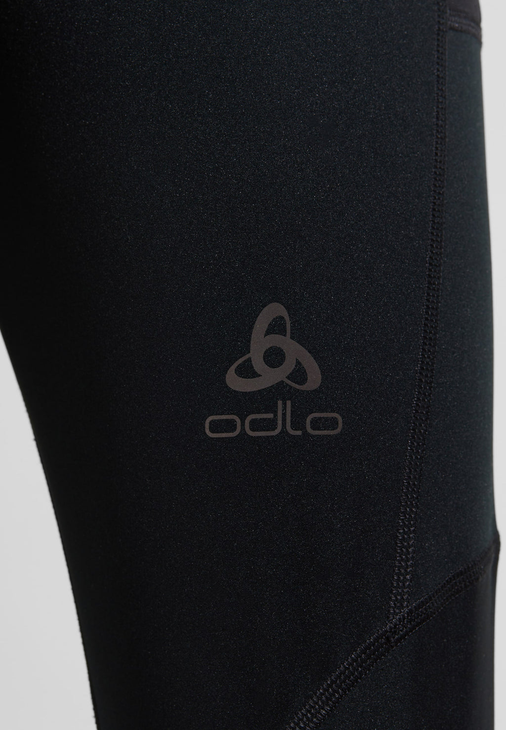 The Zeroweight Warm reflective running tights