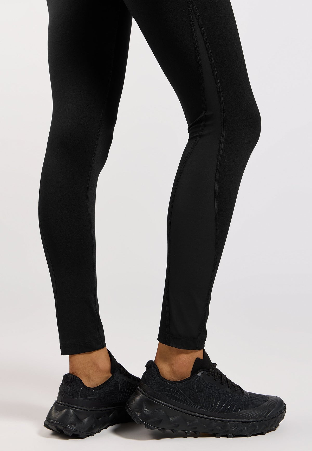 The Essentials mesh tights