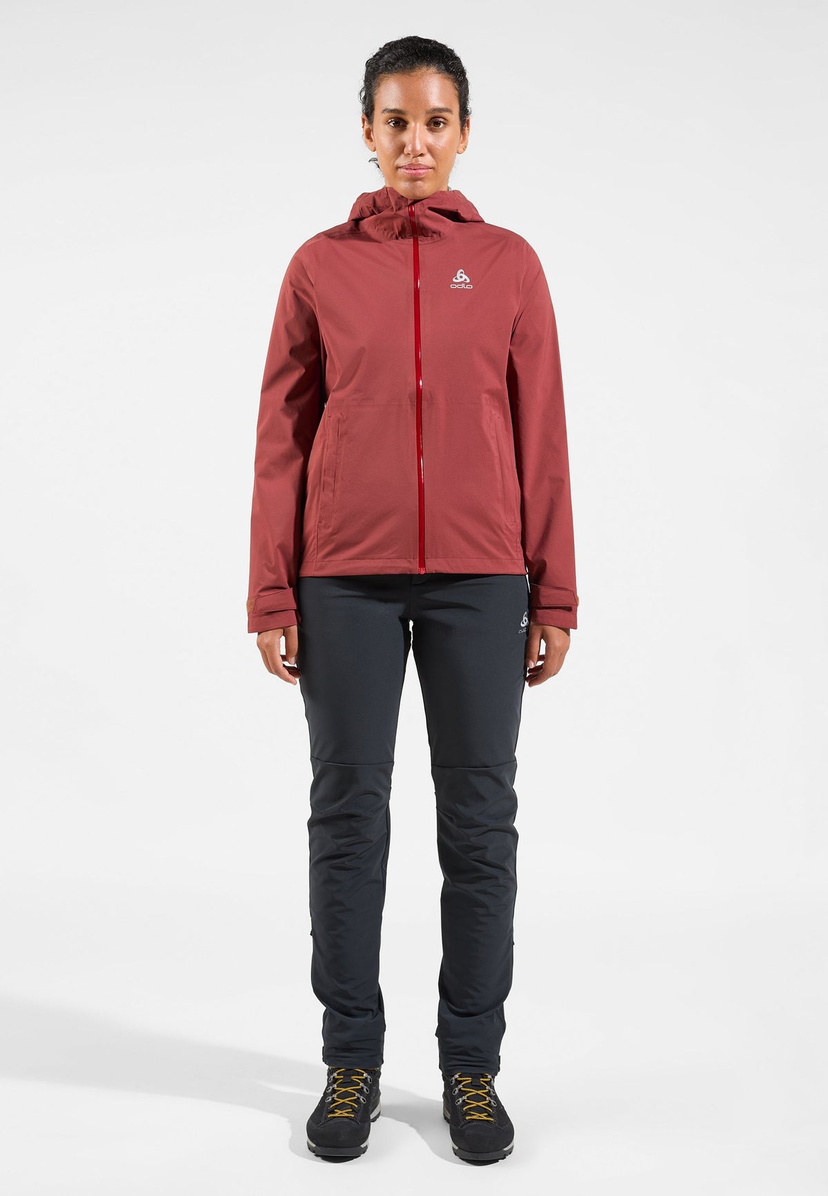 The women's Aegis 2.5L waterproof hardshell jacket