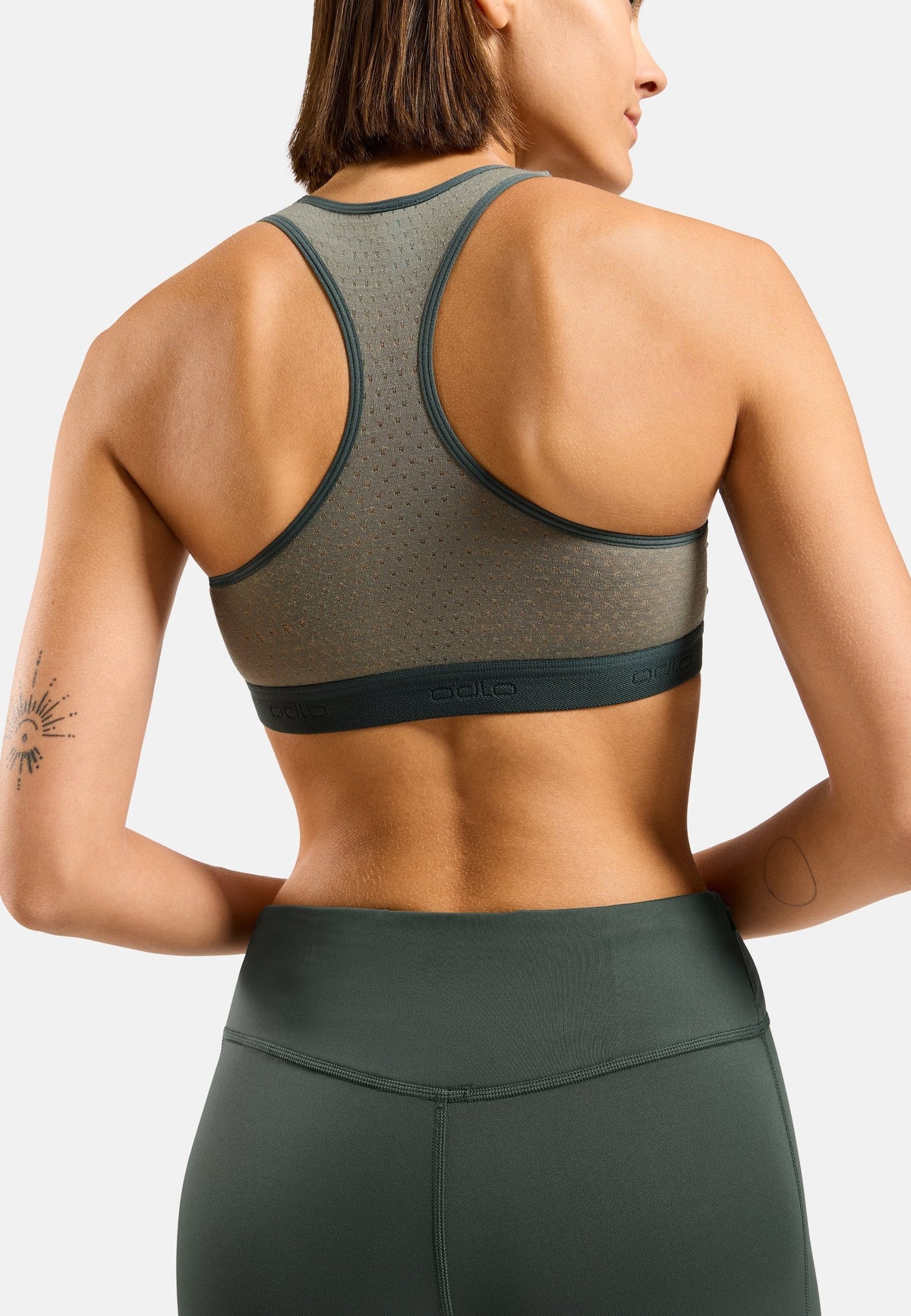 The Ascent Performance Wool Medium Sports Bra