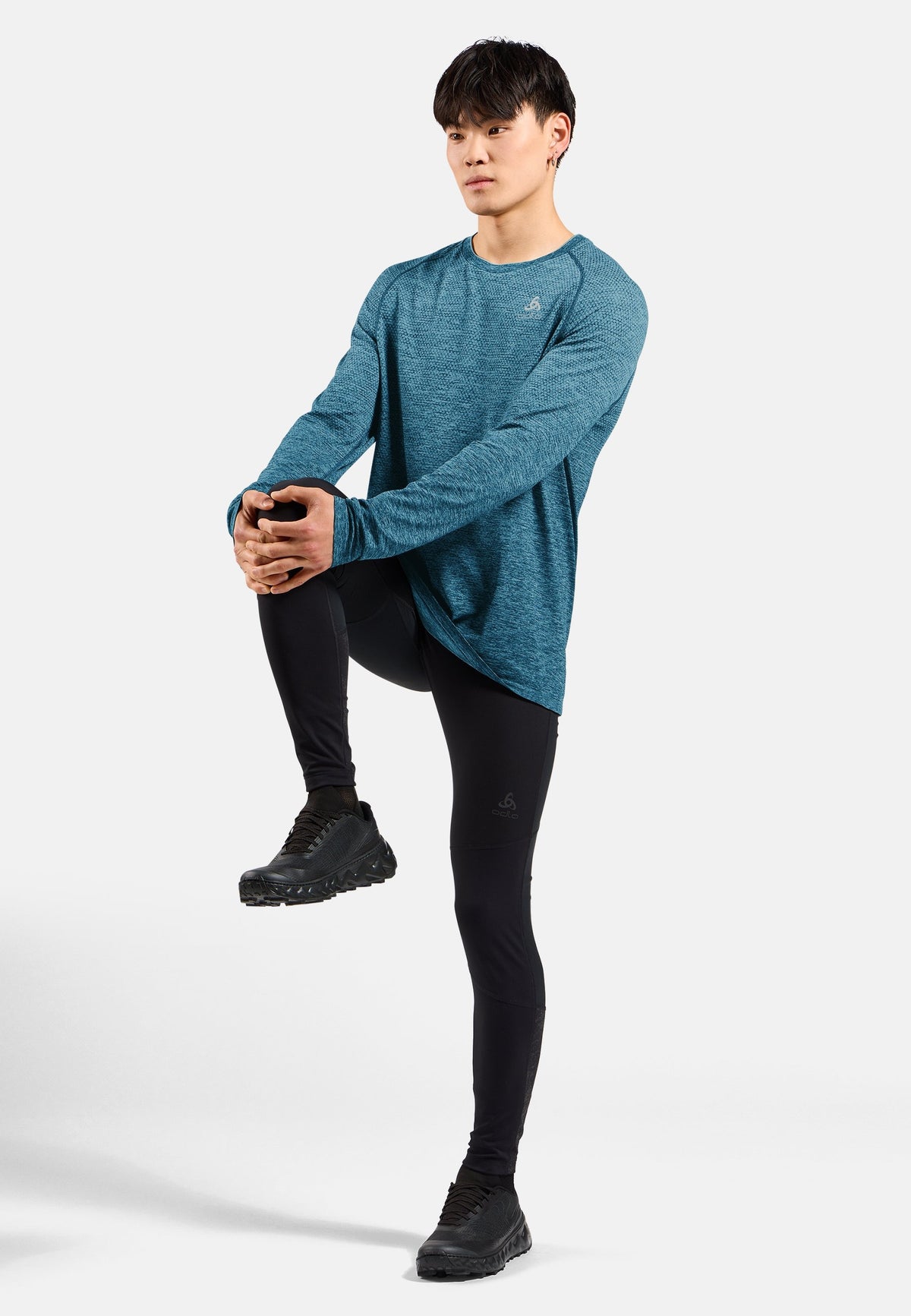 The Essentials seamless long sleeve running t-shirt