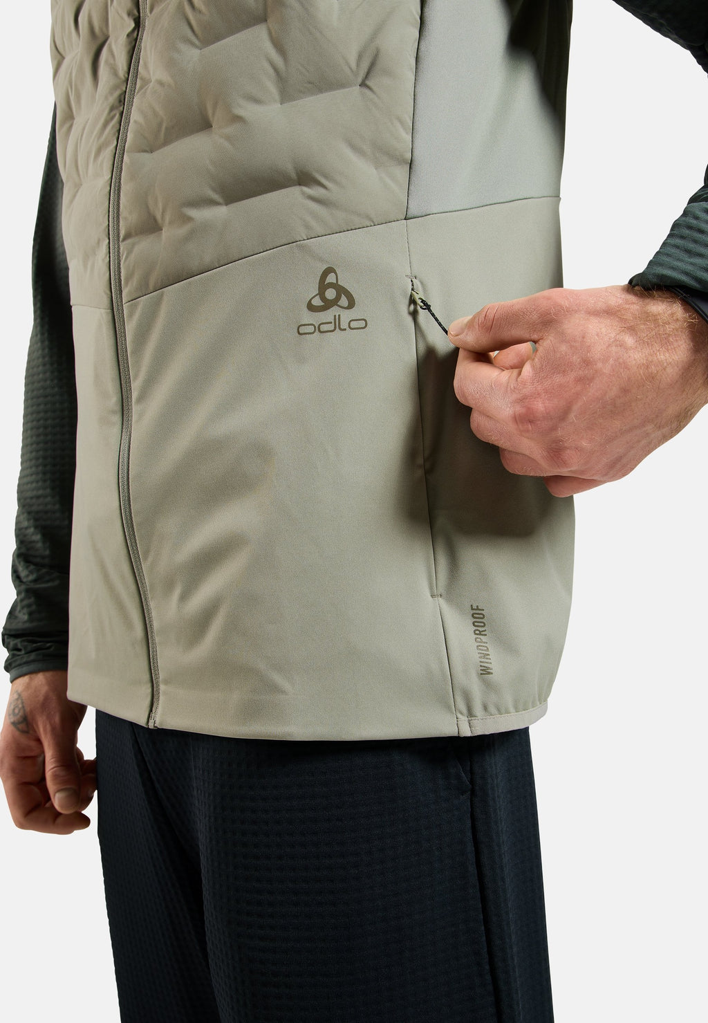 The Zeroweight Insulator running vest