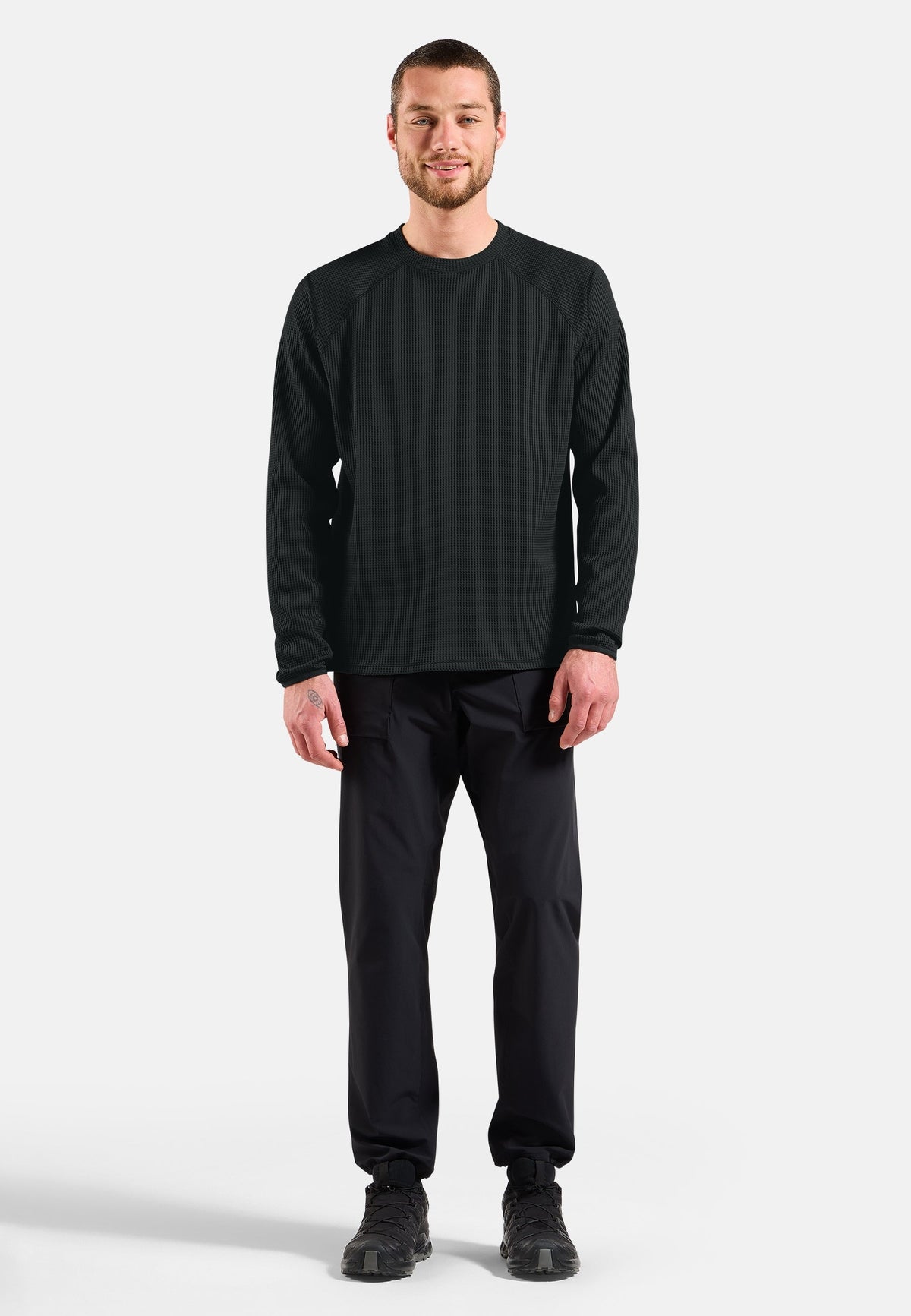 The Cubic crewneck multisport mid layer