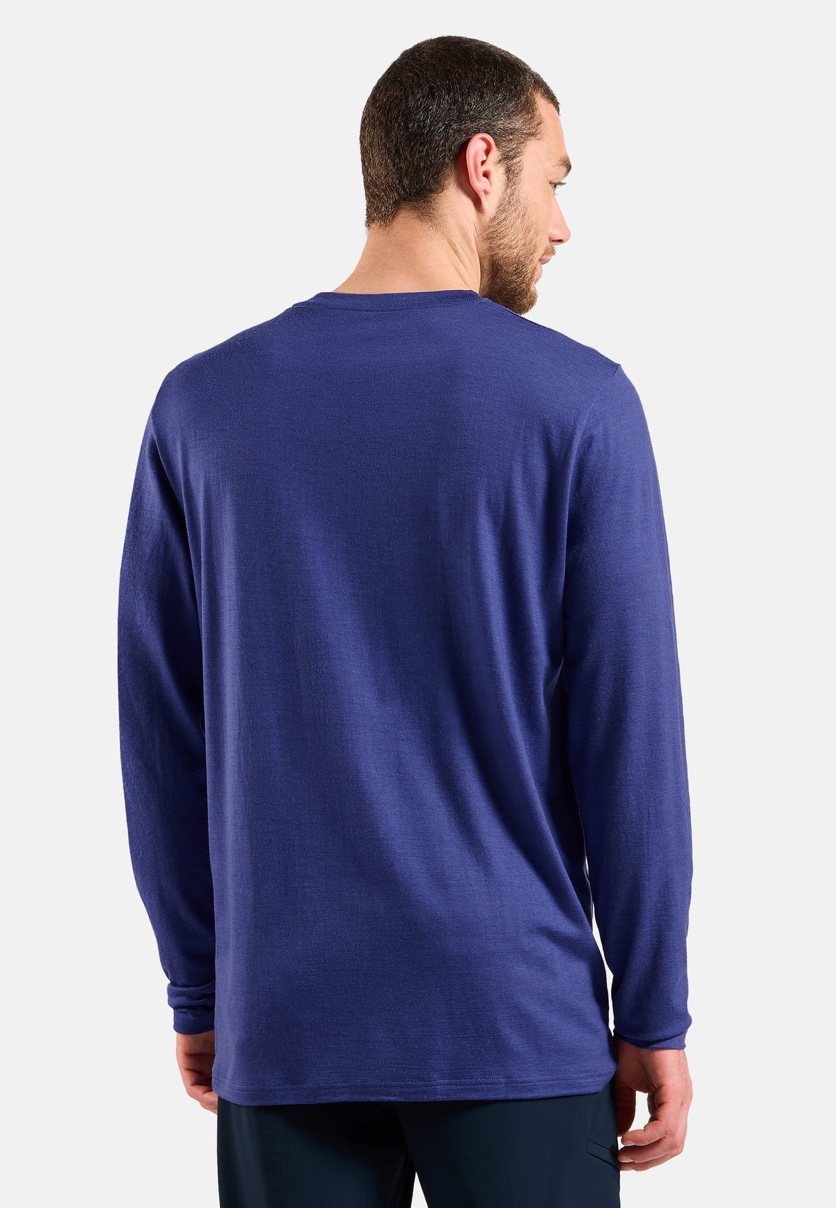 The Ascent merino 200 pocket long sleeve t-shirt