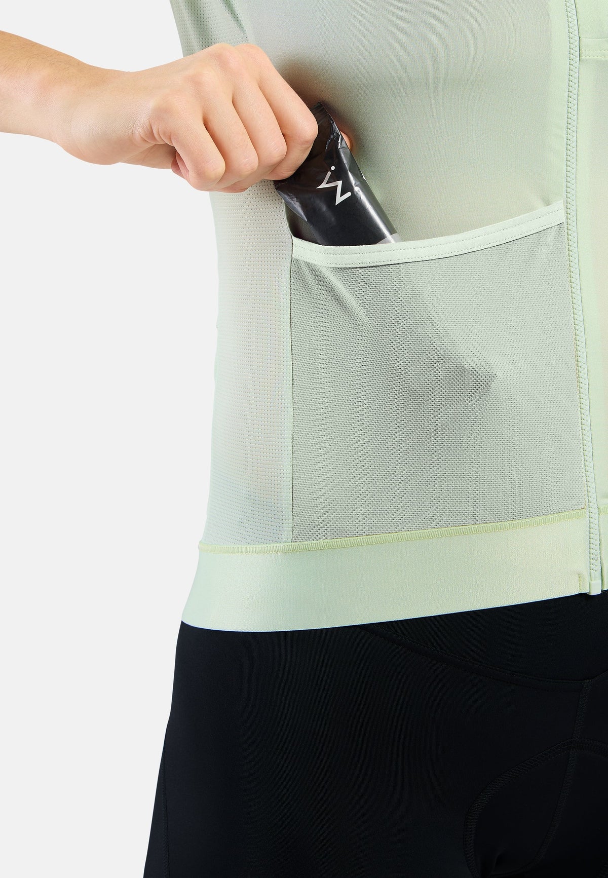 The Explorer Pro Chill-Tec full-zip jersey