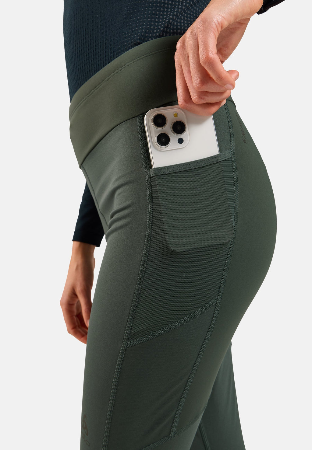 The Zeroweight Warm reflective running tights 2.0
