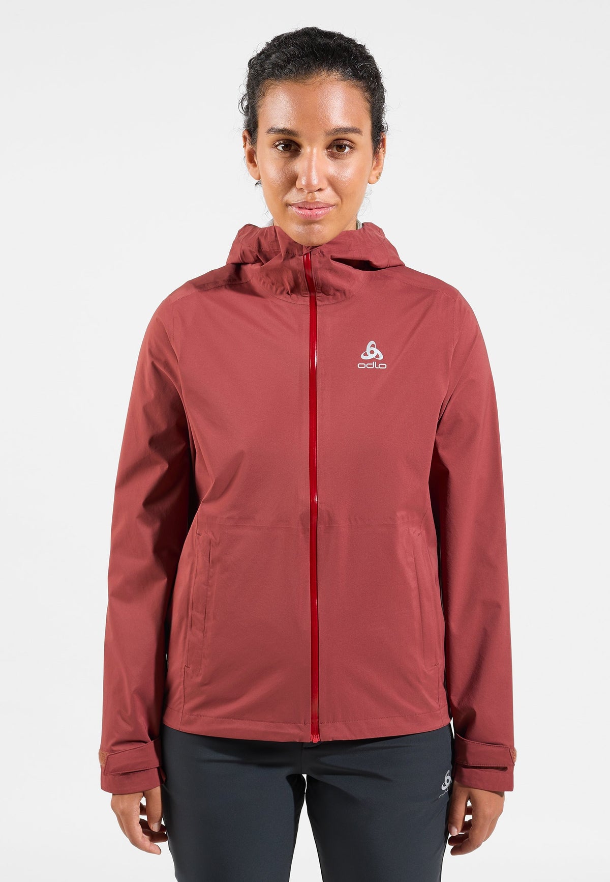 The women's Aegis 2.5L waterproof hardshell jacket