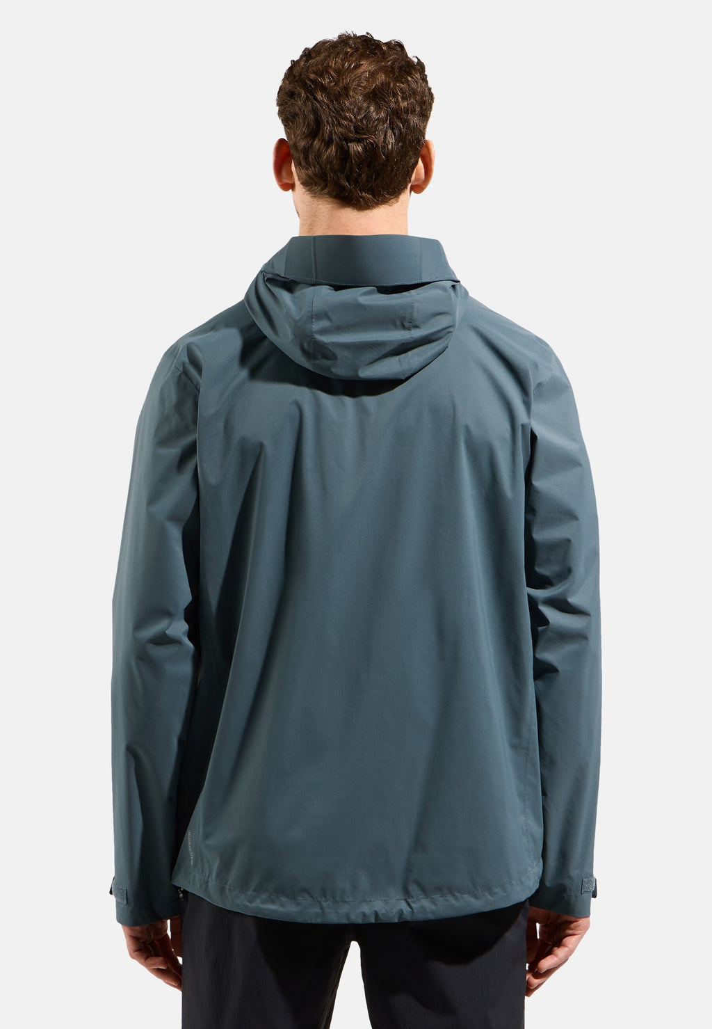 The men's Aegis 2.5L waterproof hardshell jacket