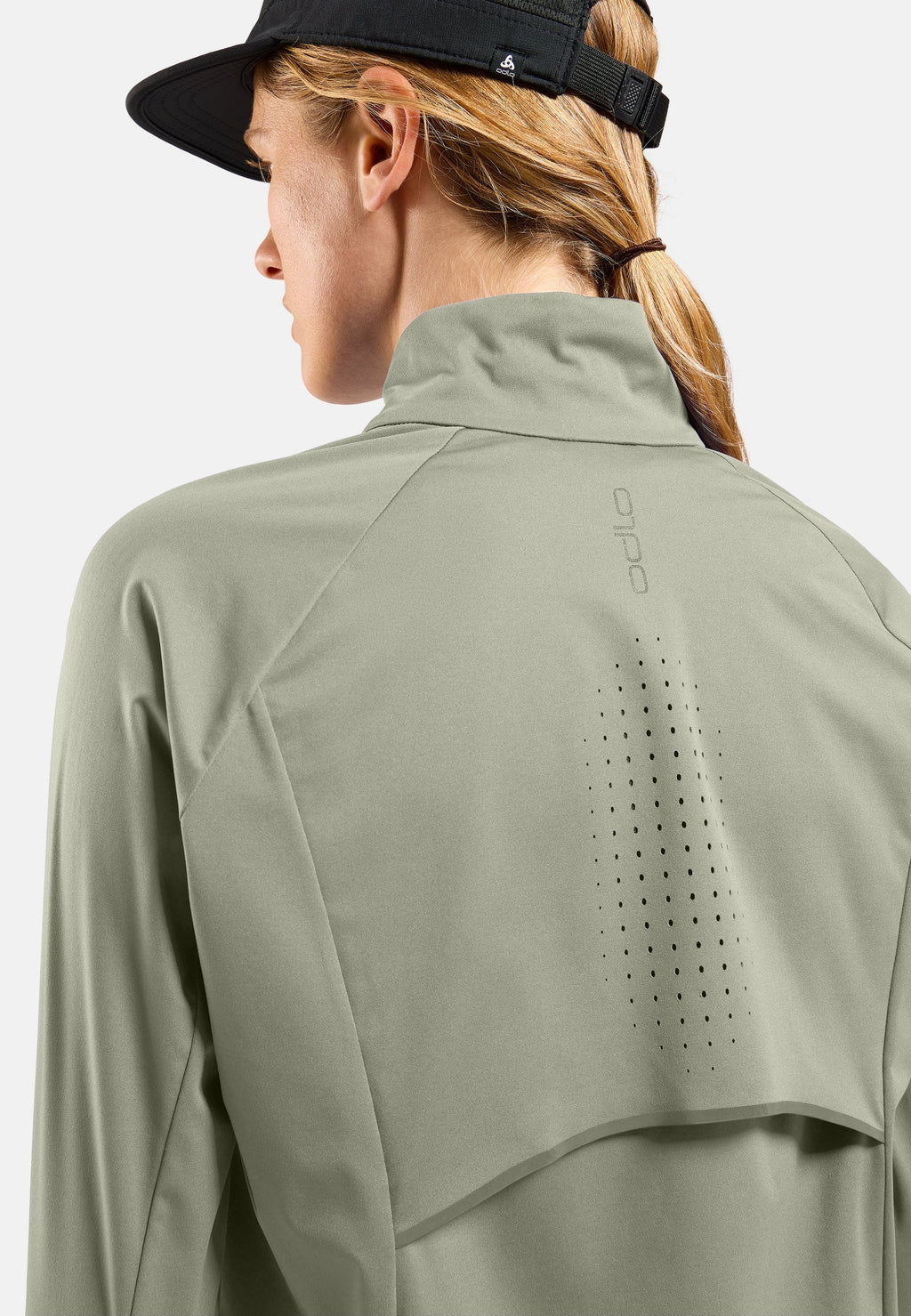 The Zeroweight Pro Warm running jacket 2.0