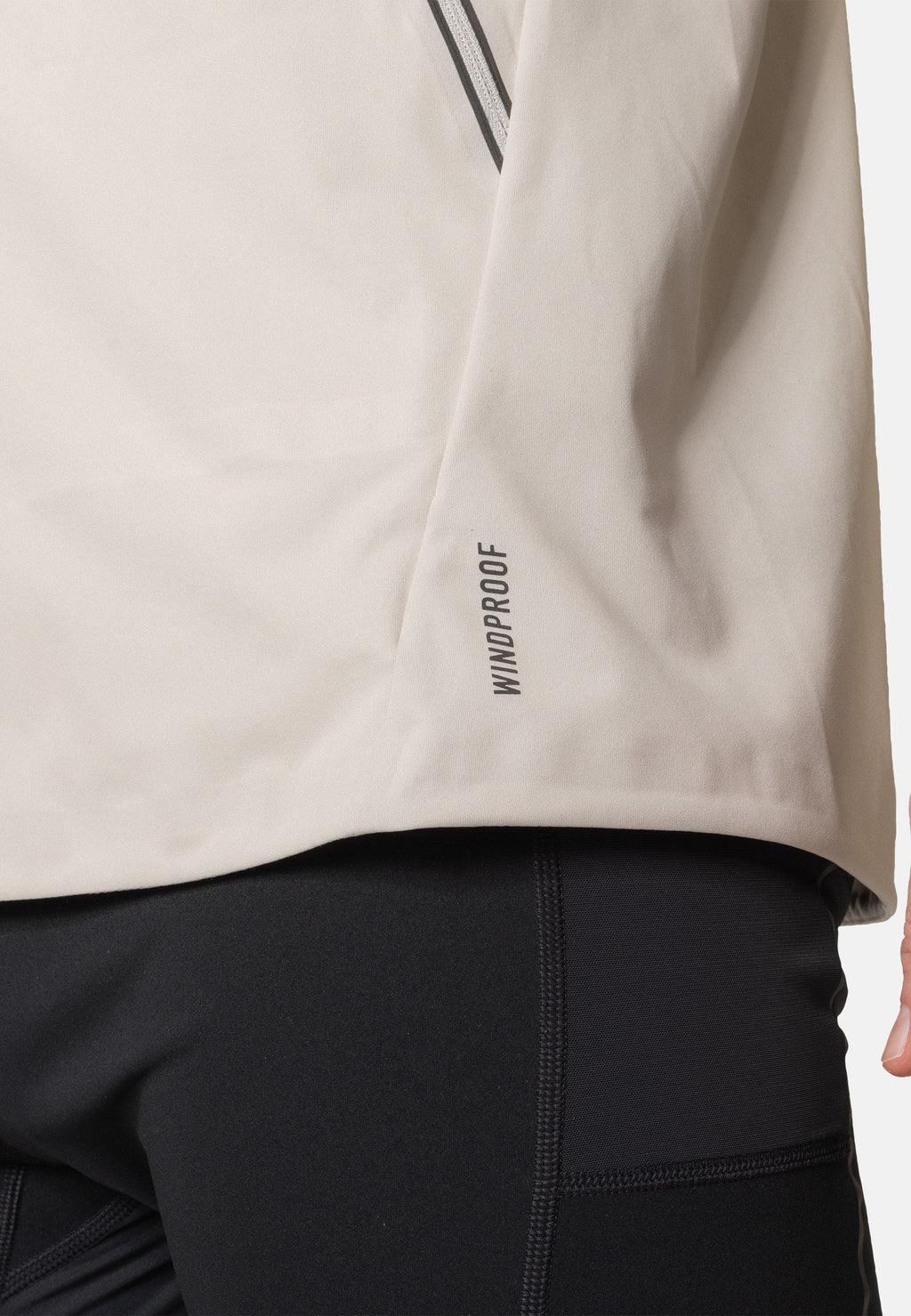 The Zeroweight Pro Warm reflective running jacket