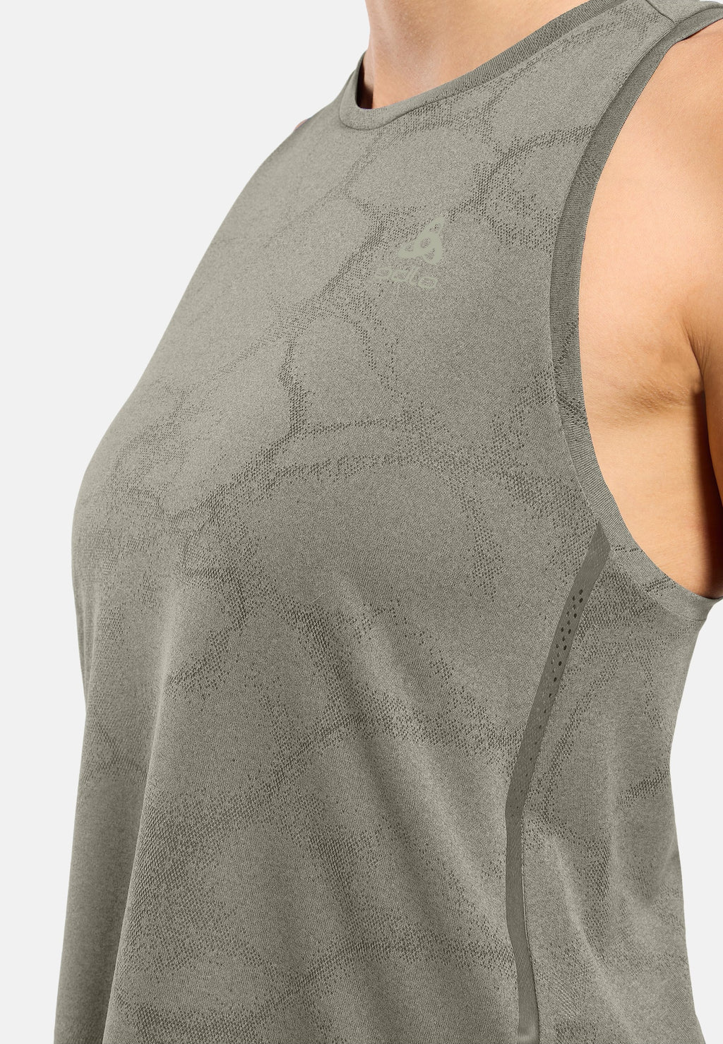The Zeroweight engineered Chill-Tec running tank