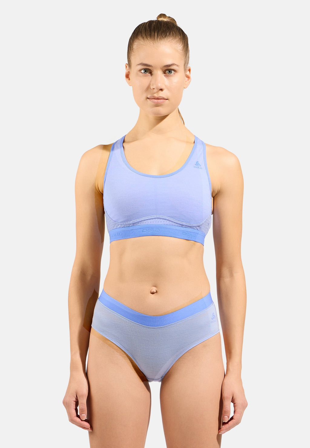 The Ascent Performance Wool Medium Sports Bra