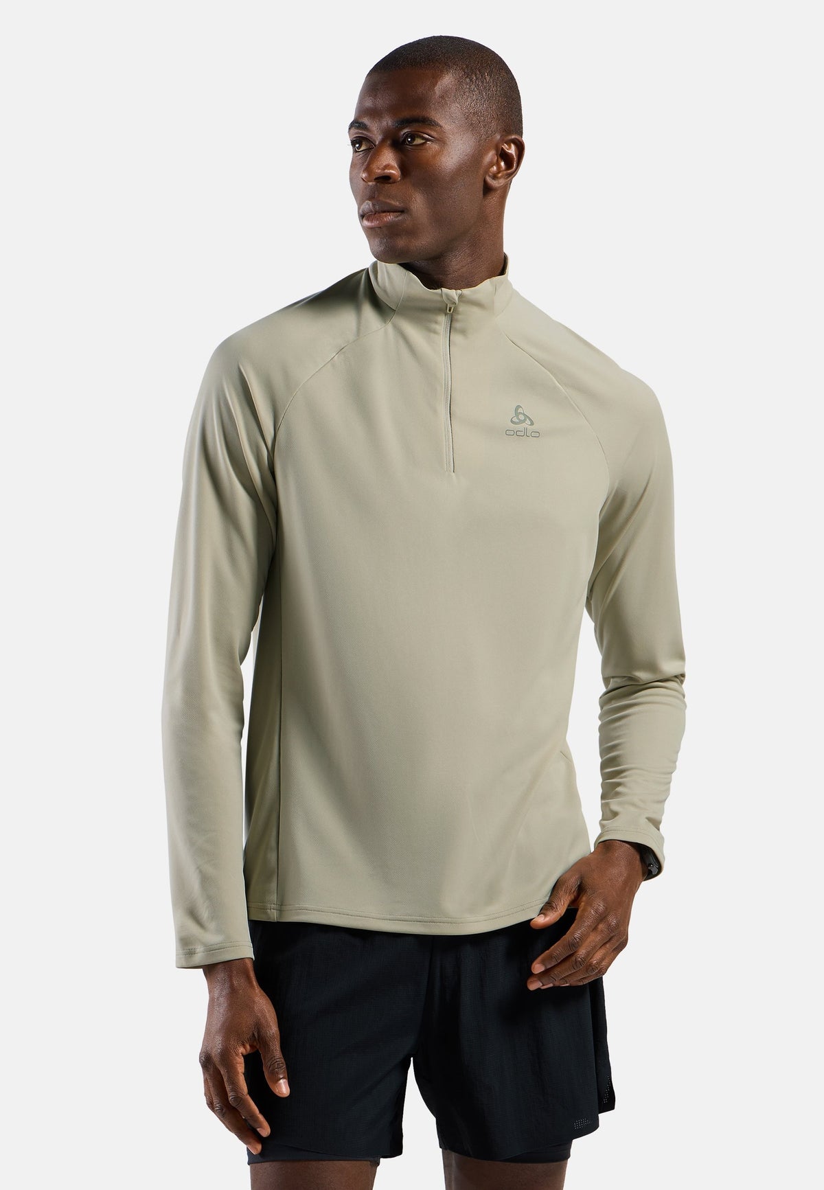 The men's Essentials half-zip running mid layer