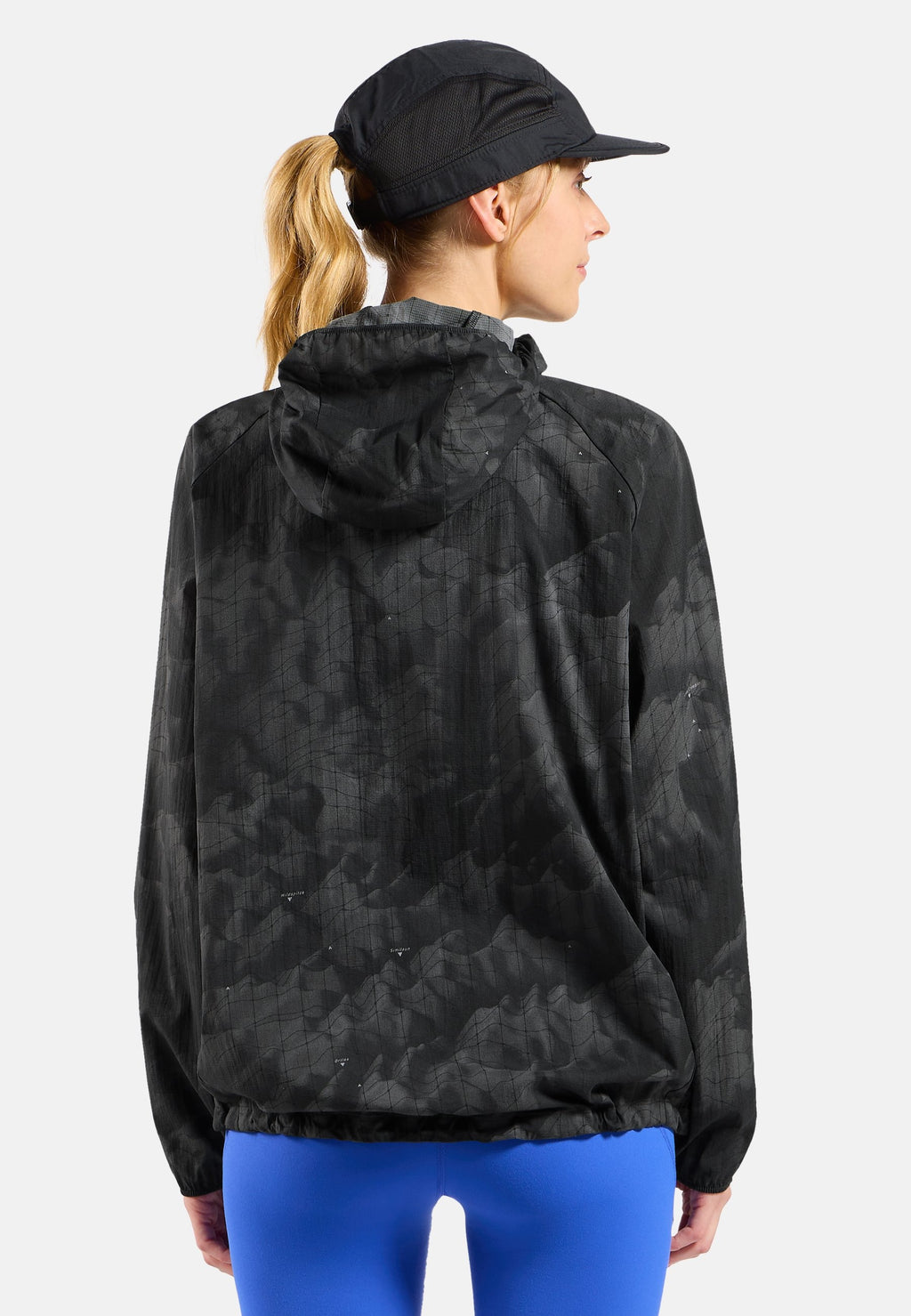 The Zeroweight hyper print hooded running anorak