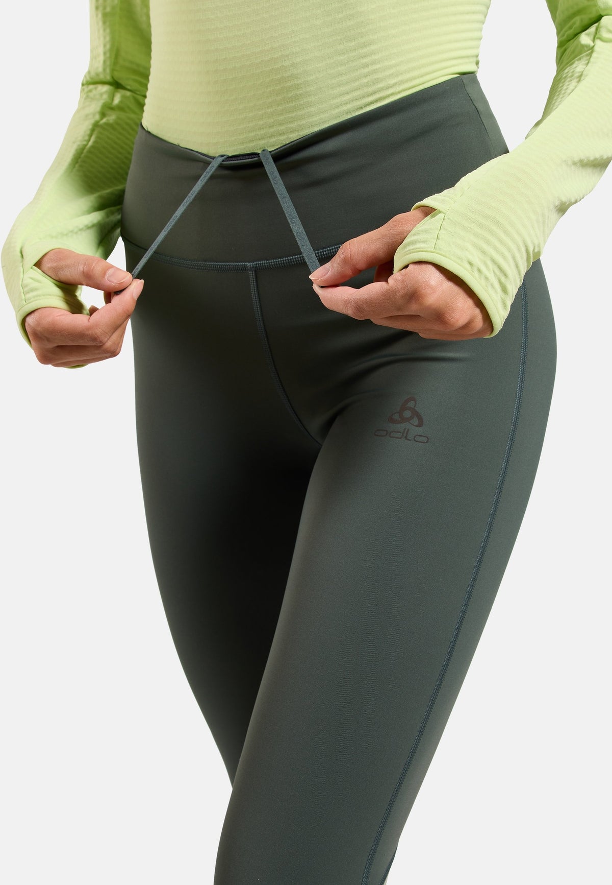 The Essentials Thermal running tights
