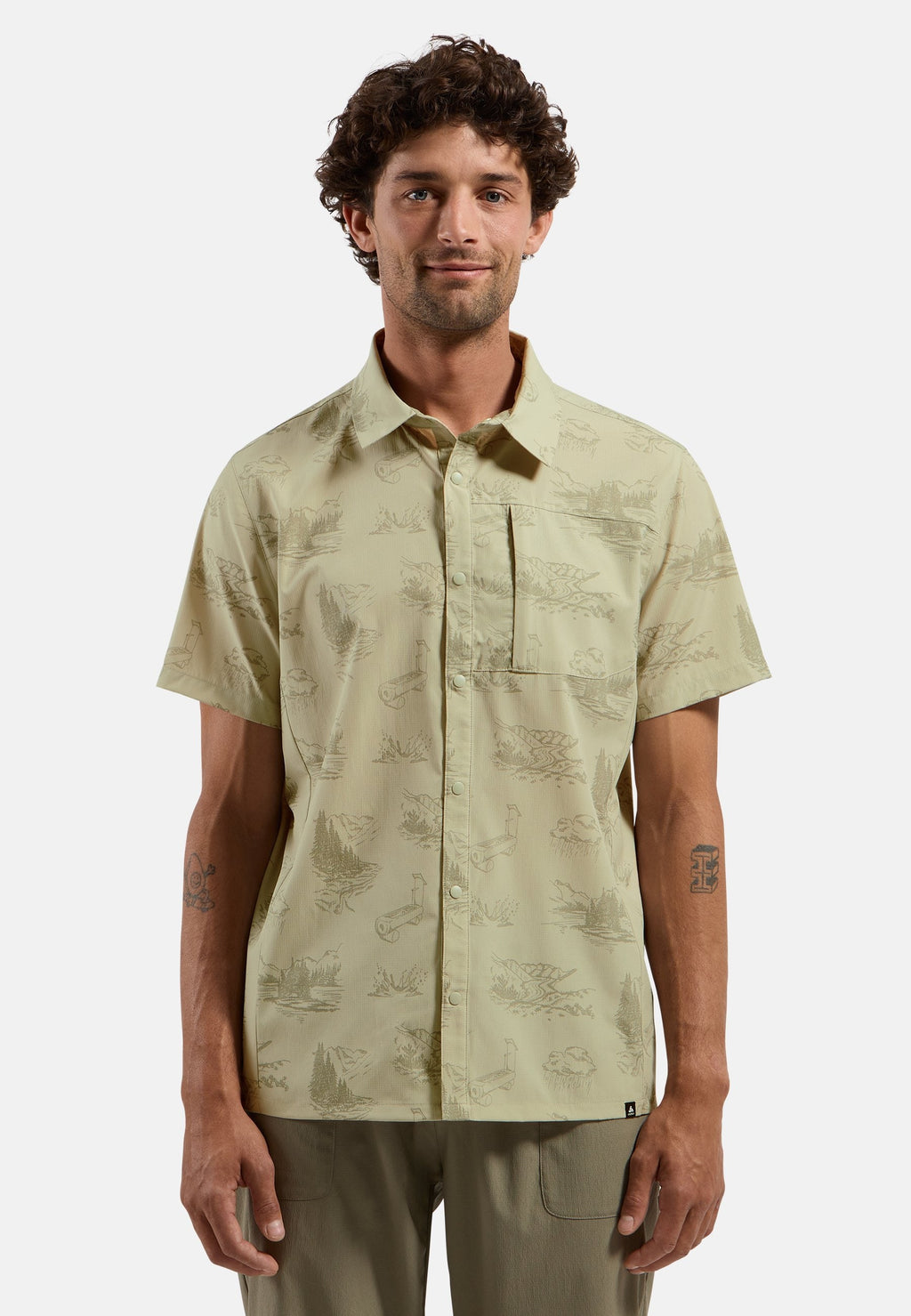 The Essentials short-sleeve print hiking shirt