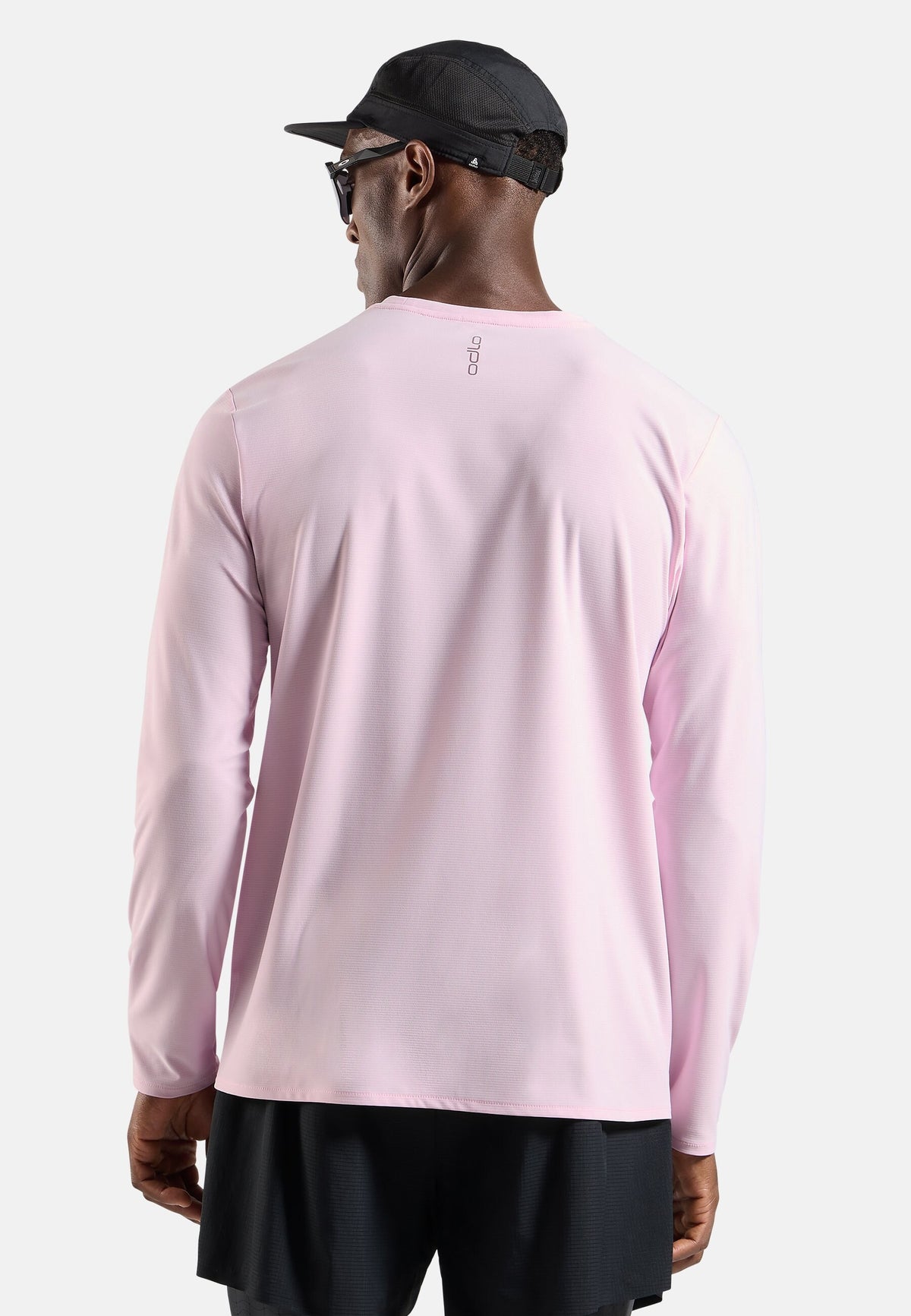 The Zeroweight Chill-Tec long-sleeve running t-shirt 2.0