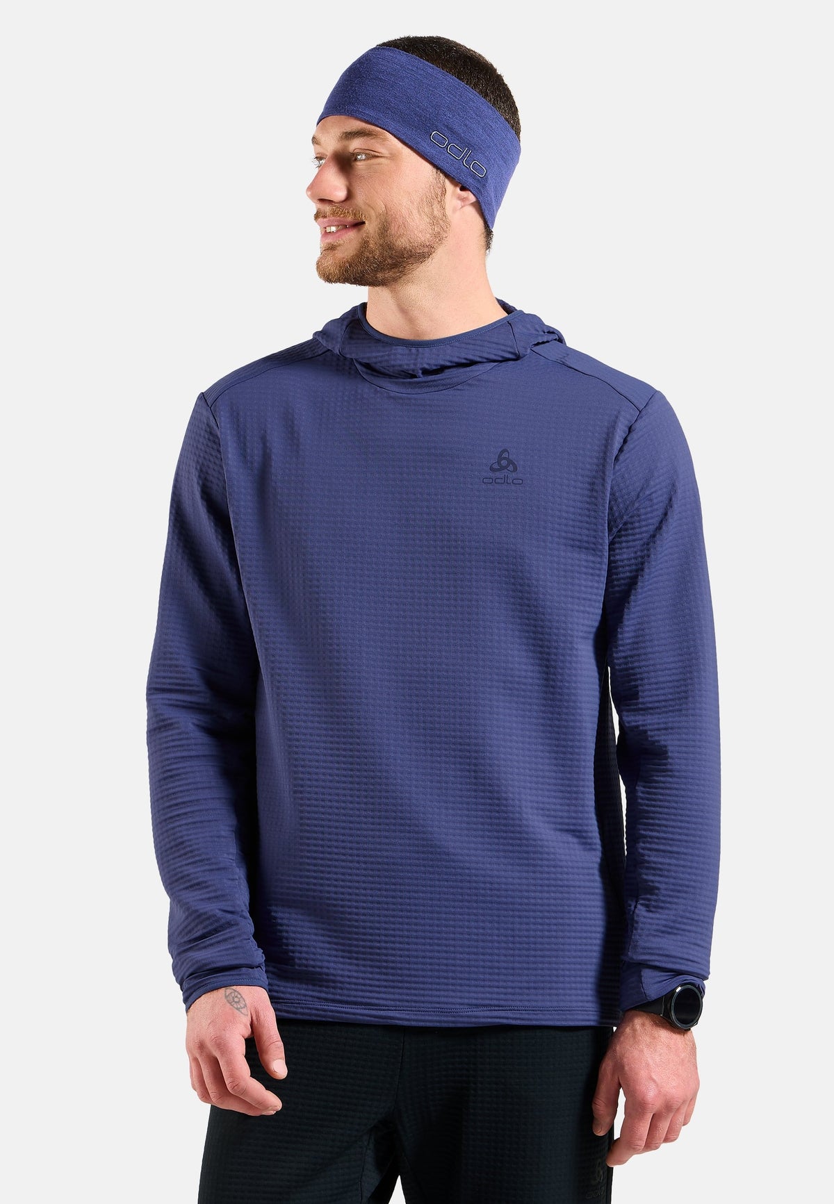 The Essentials Thermal hooded running mid layer