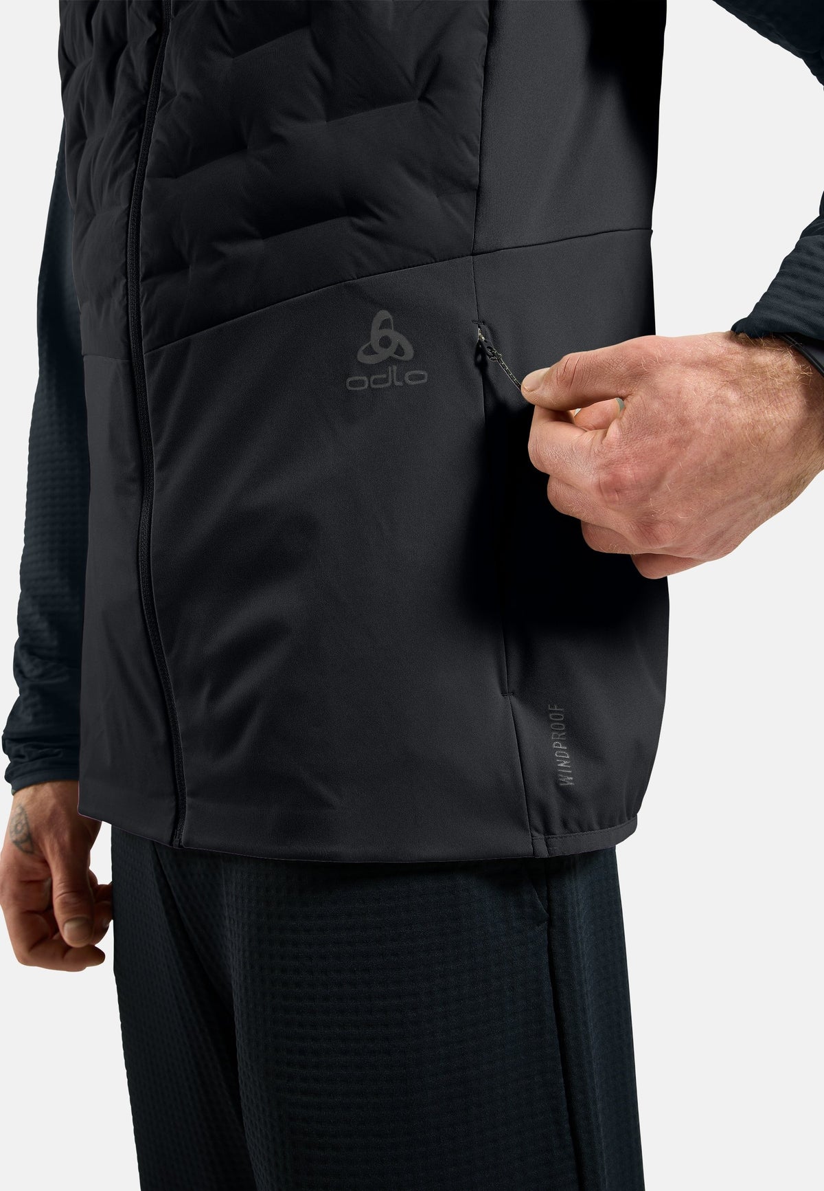 The Zeroweight Insulator running vest