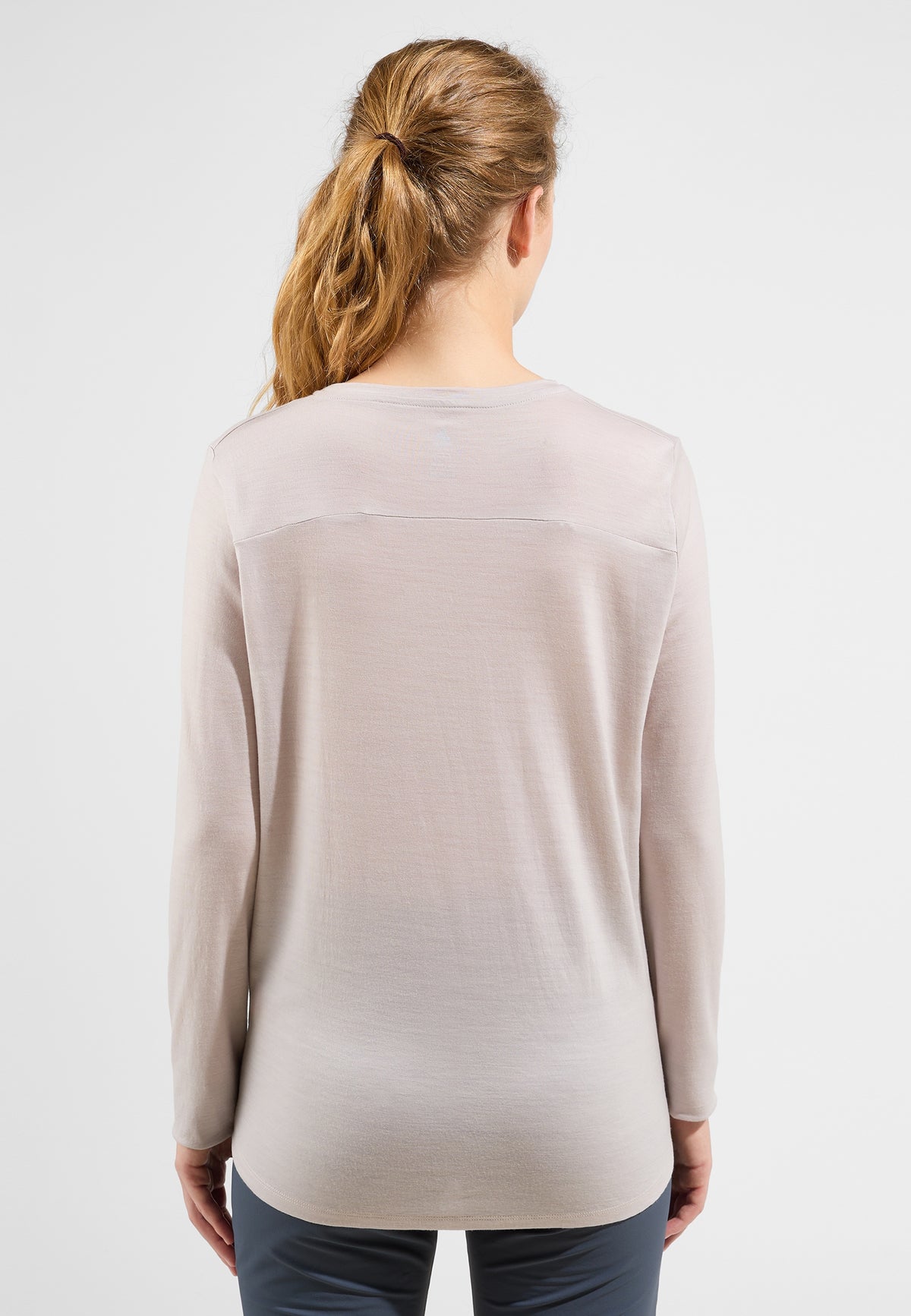 The Ascent 365 merino 200 long sleeve
