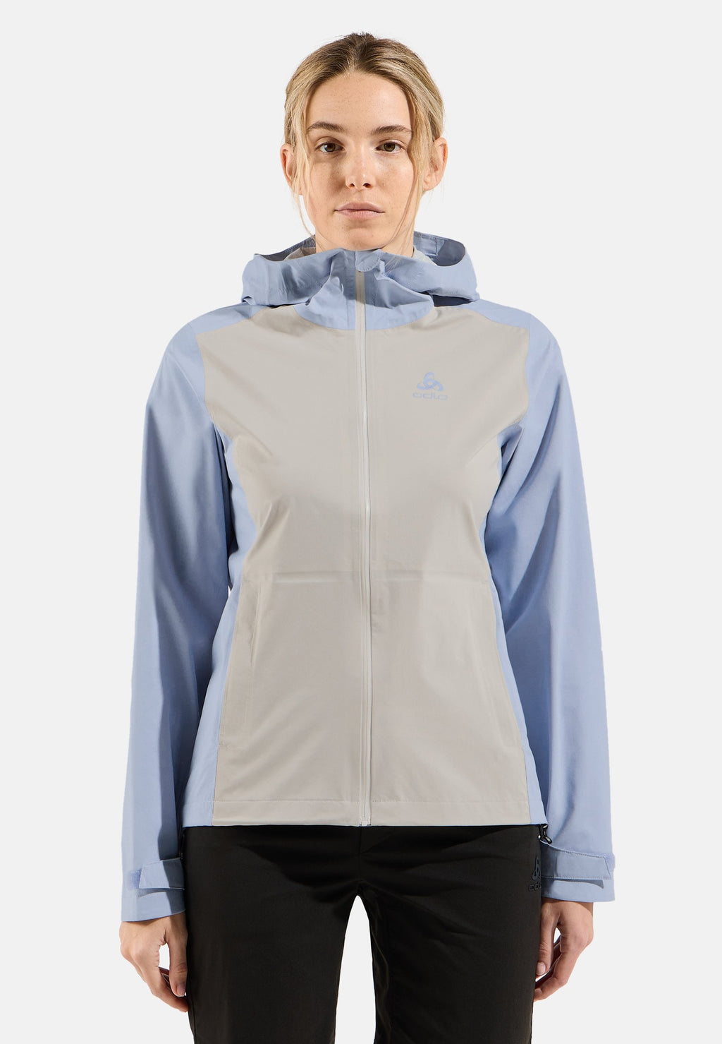 The women's Aegis 2.5L waterproof hardshell jacket