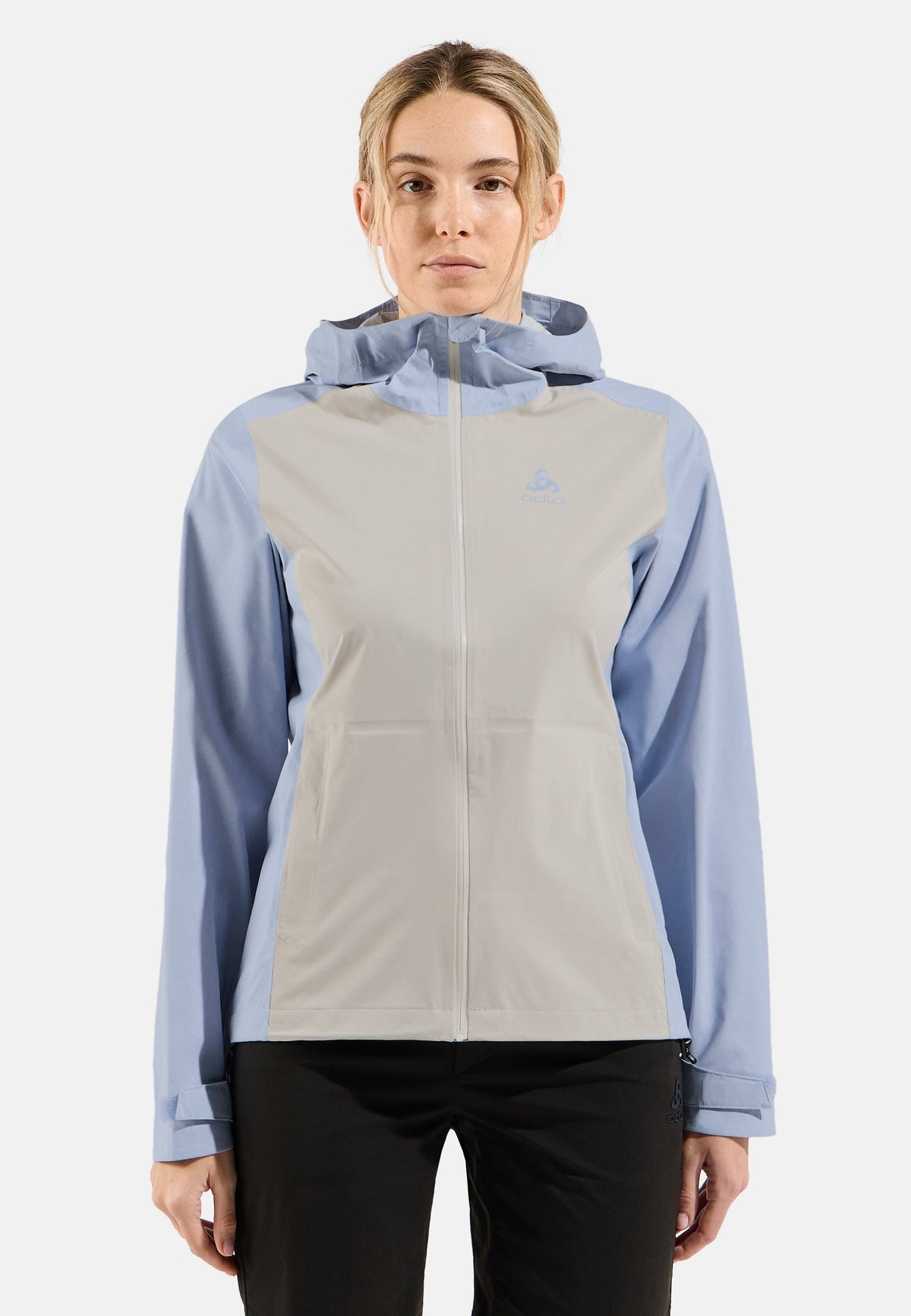 The women's Aegis 2.5L waterproof hardshell jacket