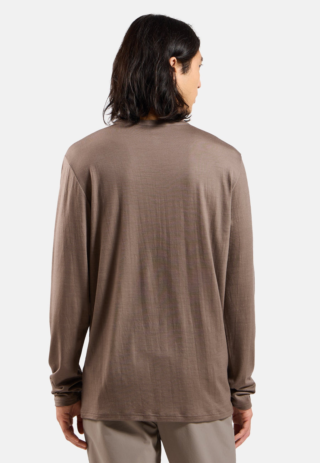 The Ascent merino 200 pocket long sleeve t-shirt