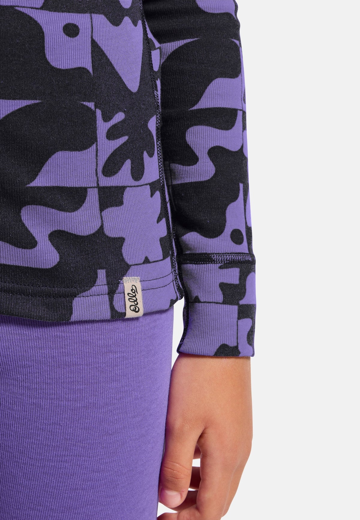 The Adventurer Collection Active Warm graphic base layer top