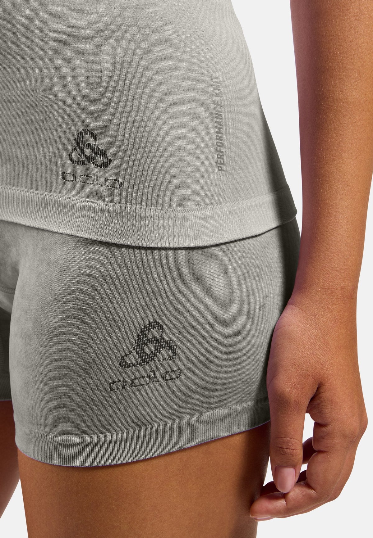 The Performance Light rain-dye sleeveless base layer