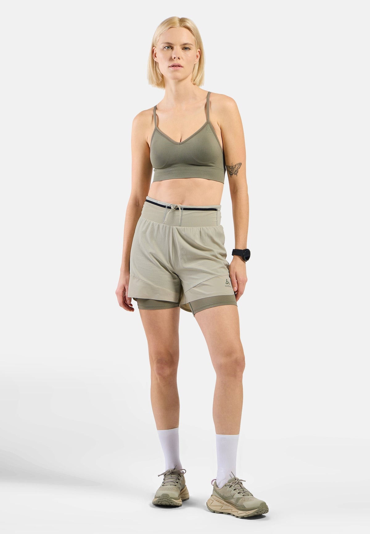 The Seamless soft-support sports bra
