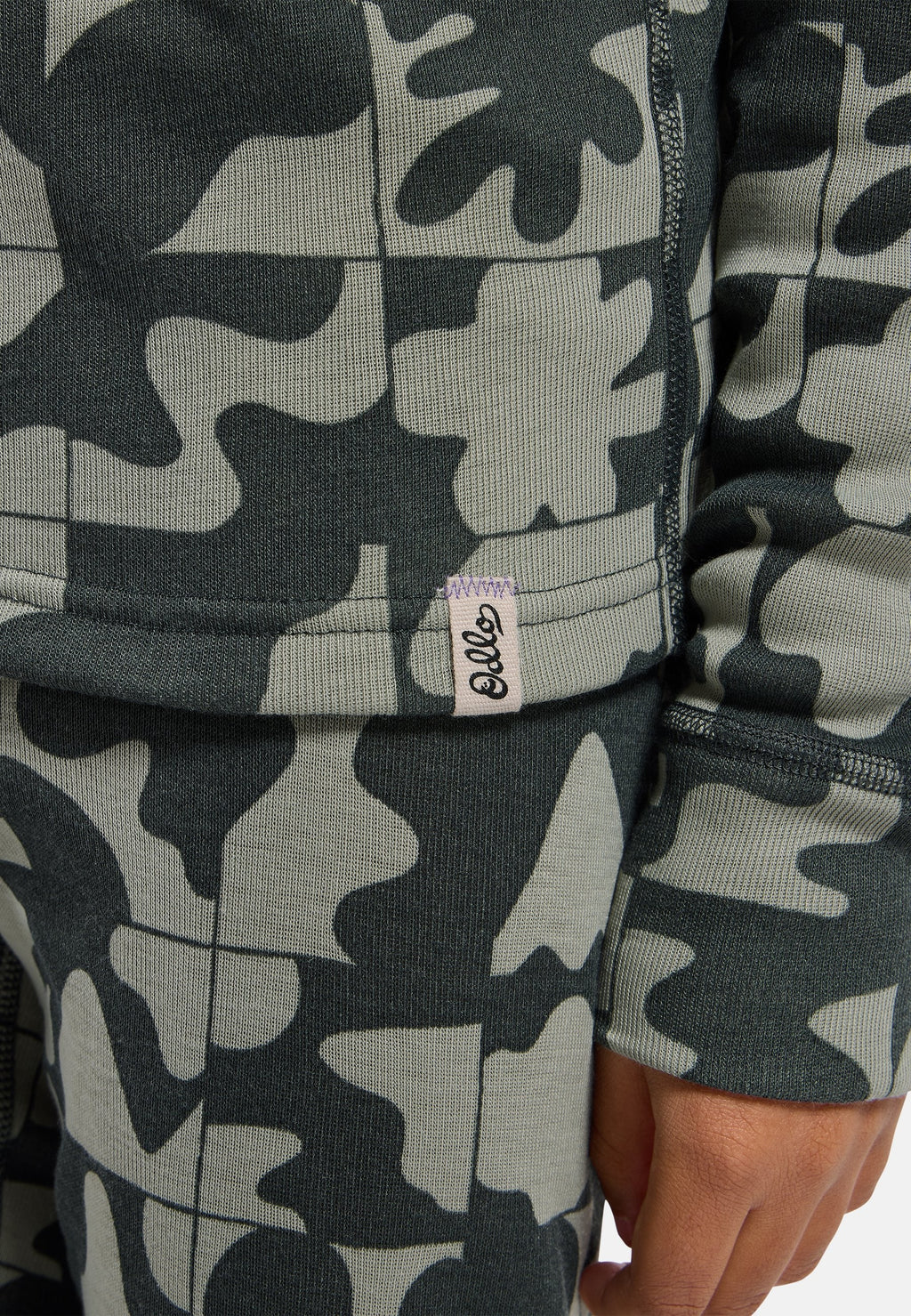 The Adventurer Collection Active Warm graphic base layer top