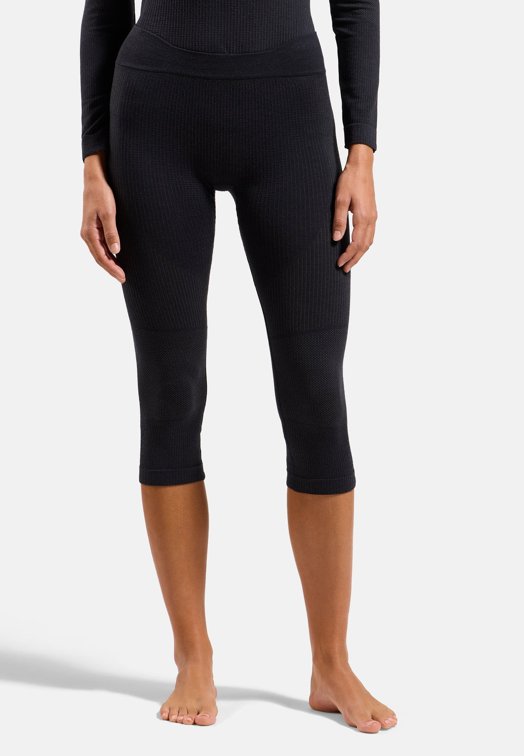 The Seamless Performance Wool 3/4 base layer bottoms