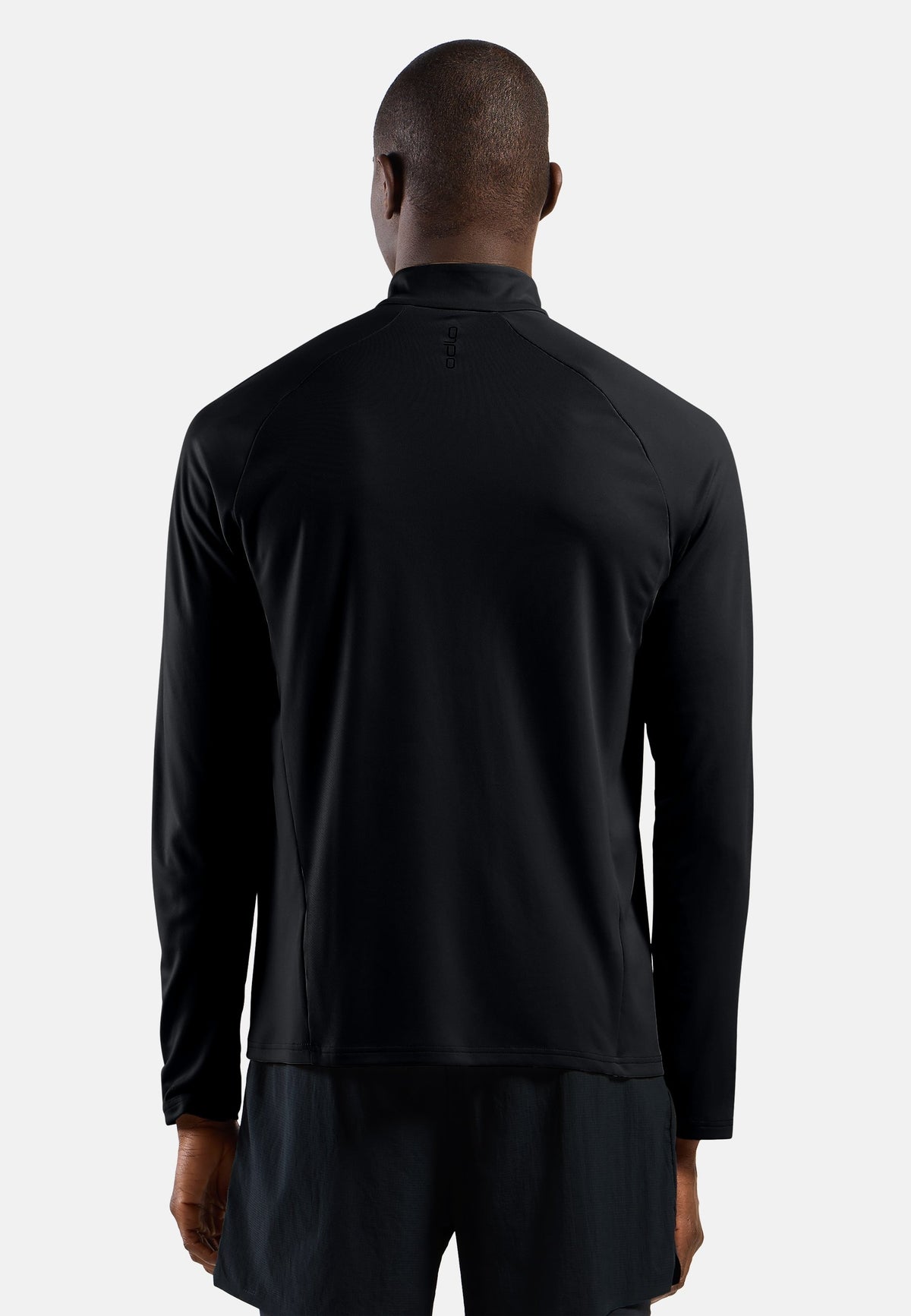 The men's Essentials half-zip running mid layer