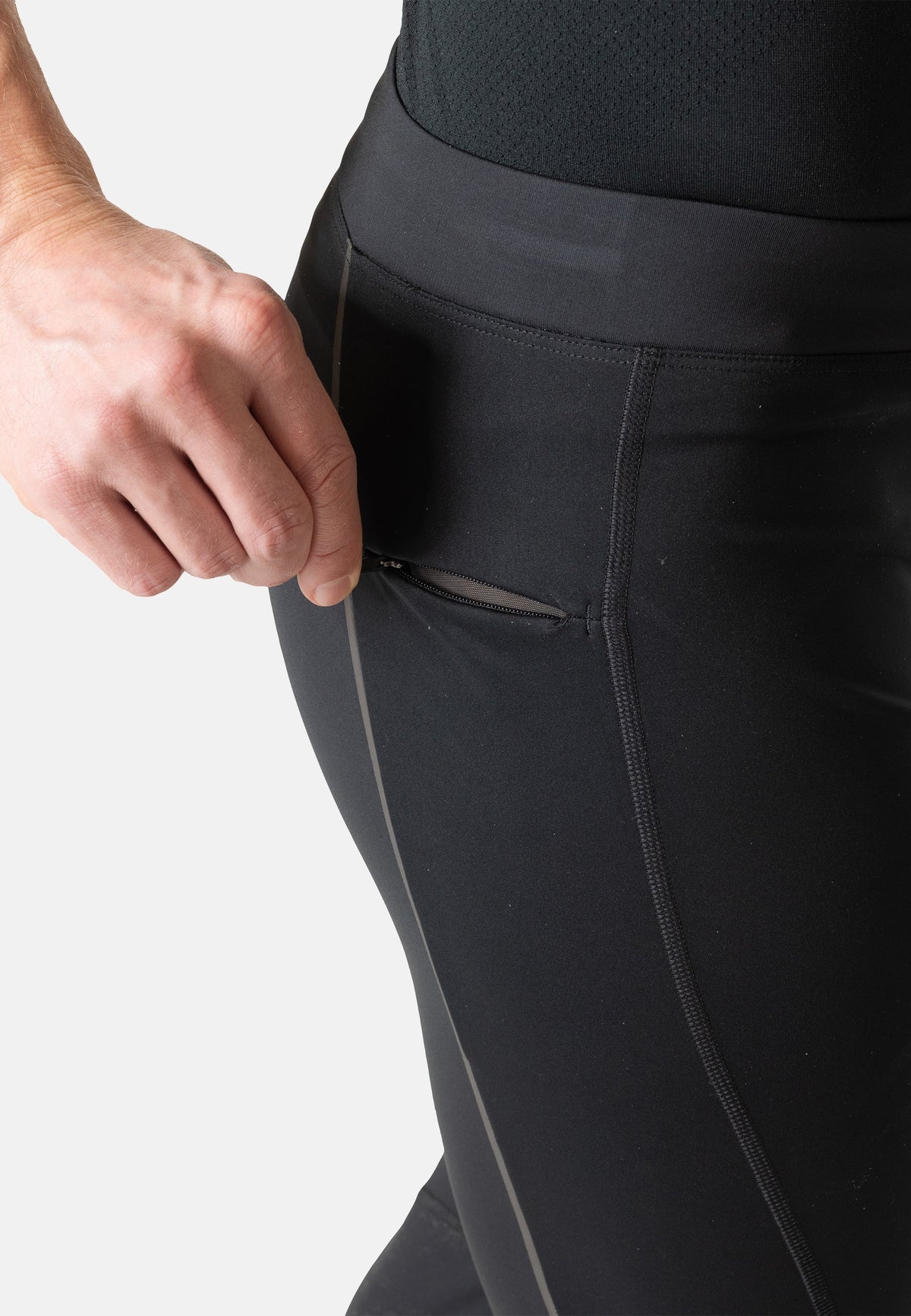 The Zeroweight Warm reflective running tights