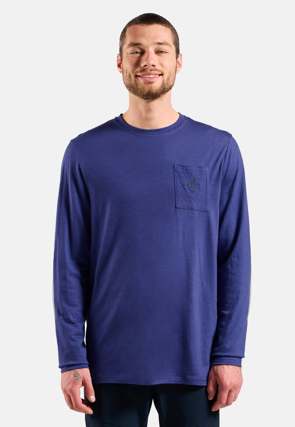 The Ascent merino 200 pocket long sleeve t-shirt
