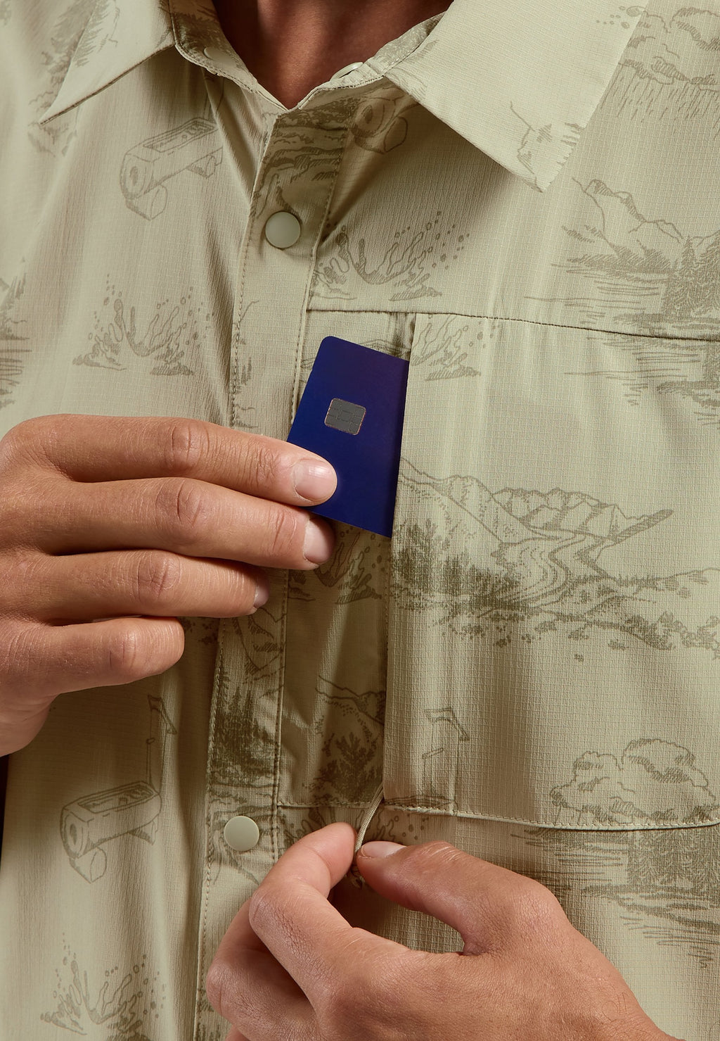 The Essentials short-sleeve print hiking shirt