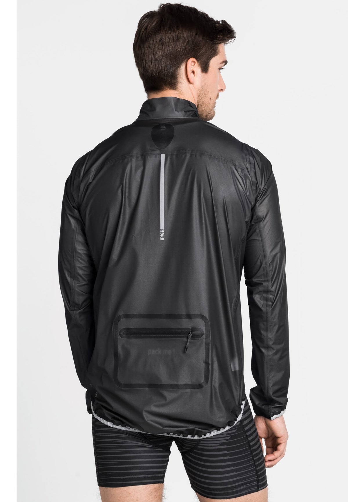 The men’s Zeroweight Dual Dry waterproof cycling jacket