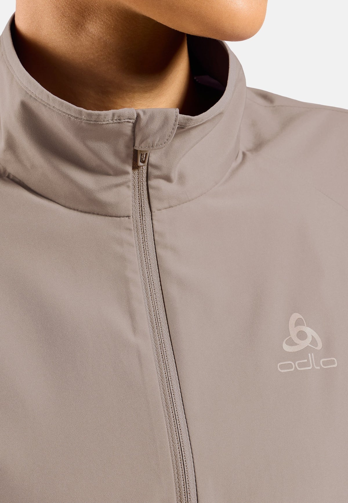 The Essentials Light running jacket