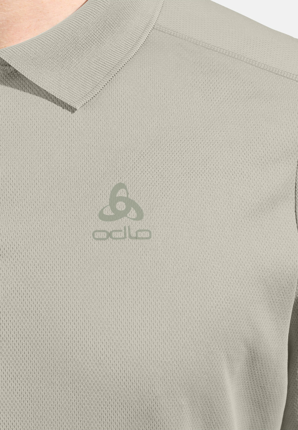 The men's F-Dry polo shirt