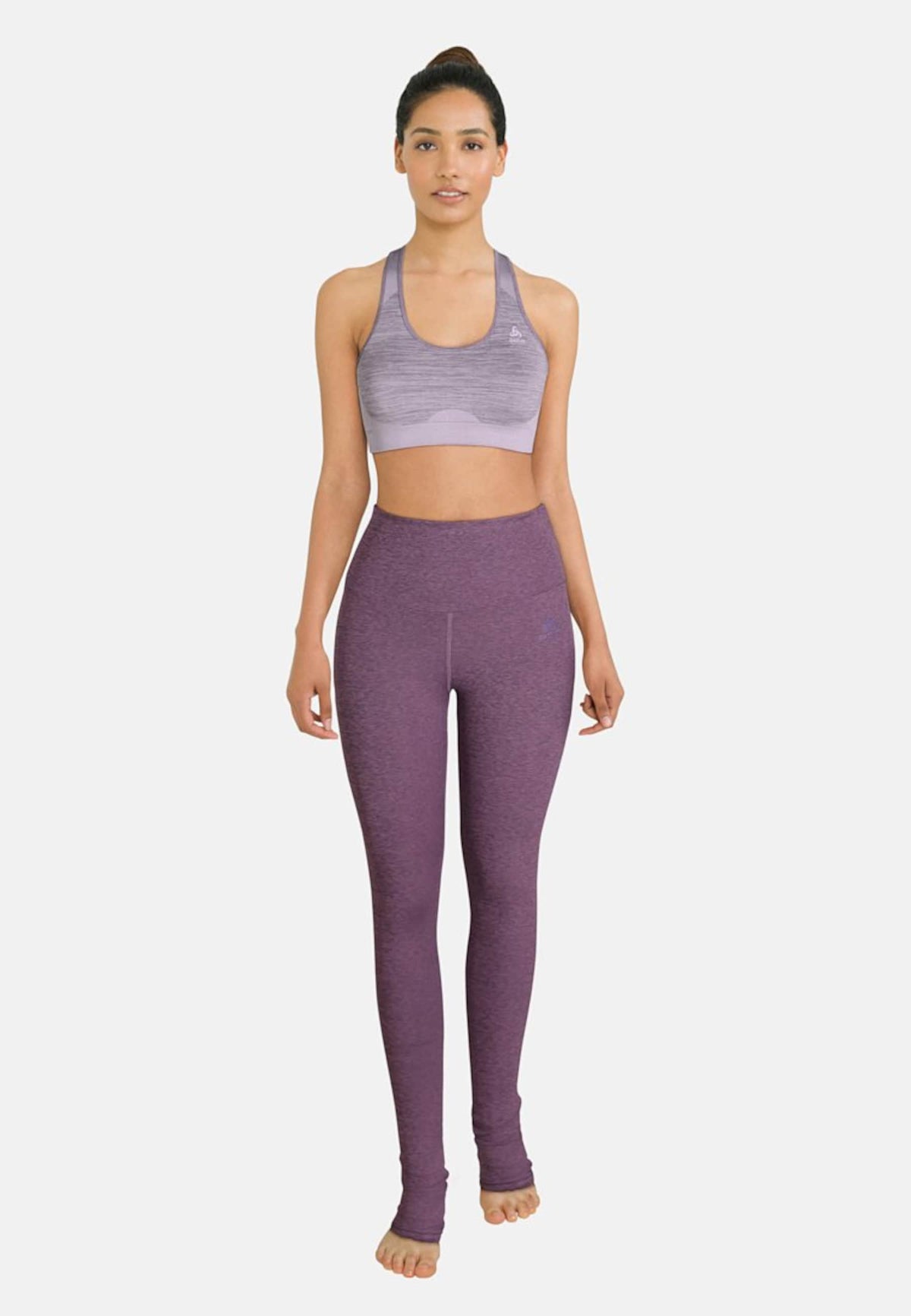 The women's Seamless Medium sports bra