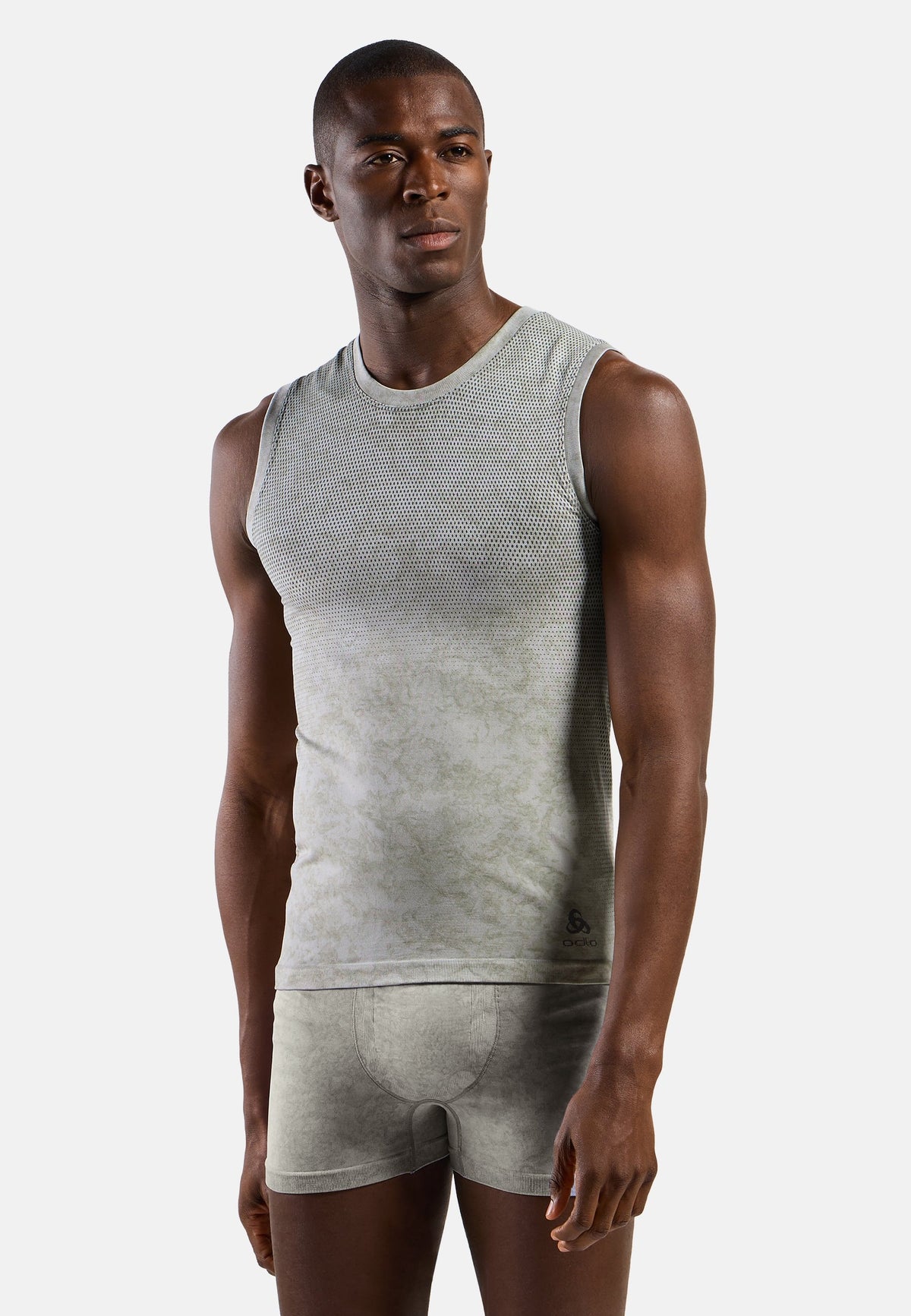 The Performance Light rain-dye sleeveless base layer