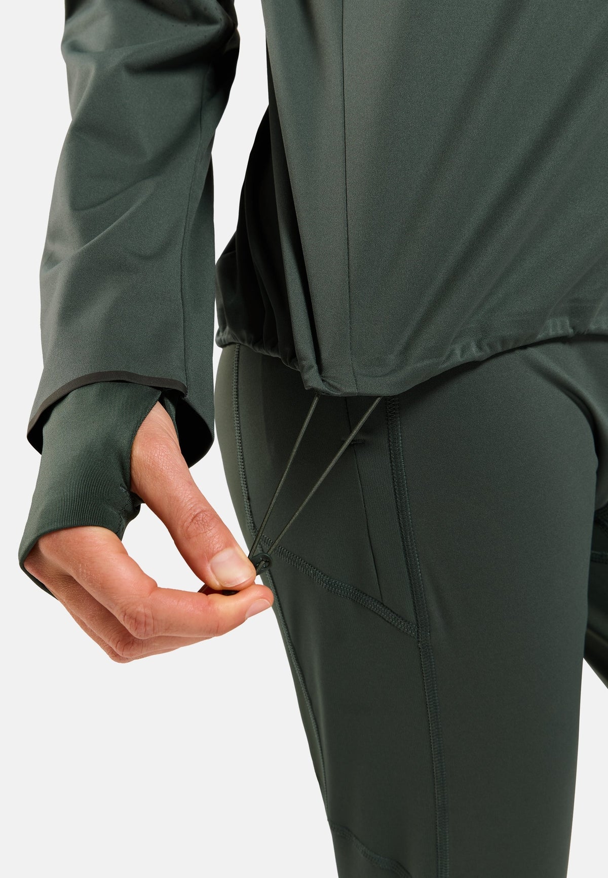 The Zeroweight Pro Warm reflective running jacket 2.0