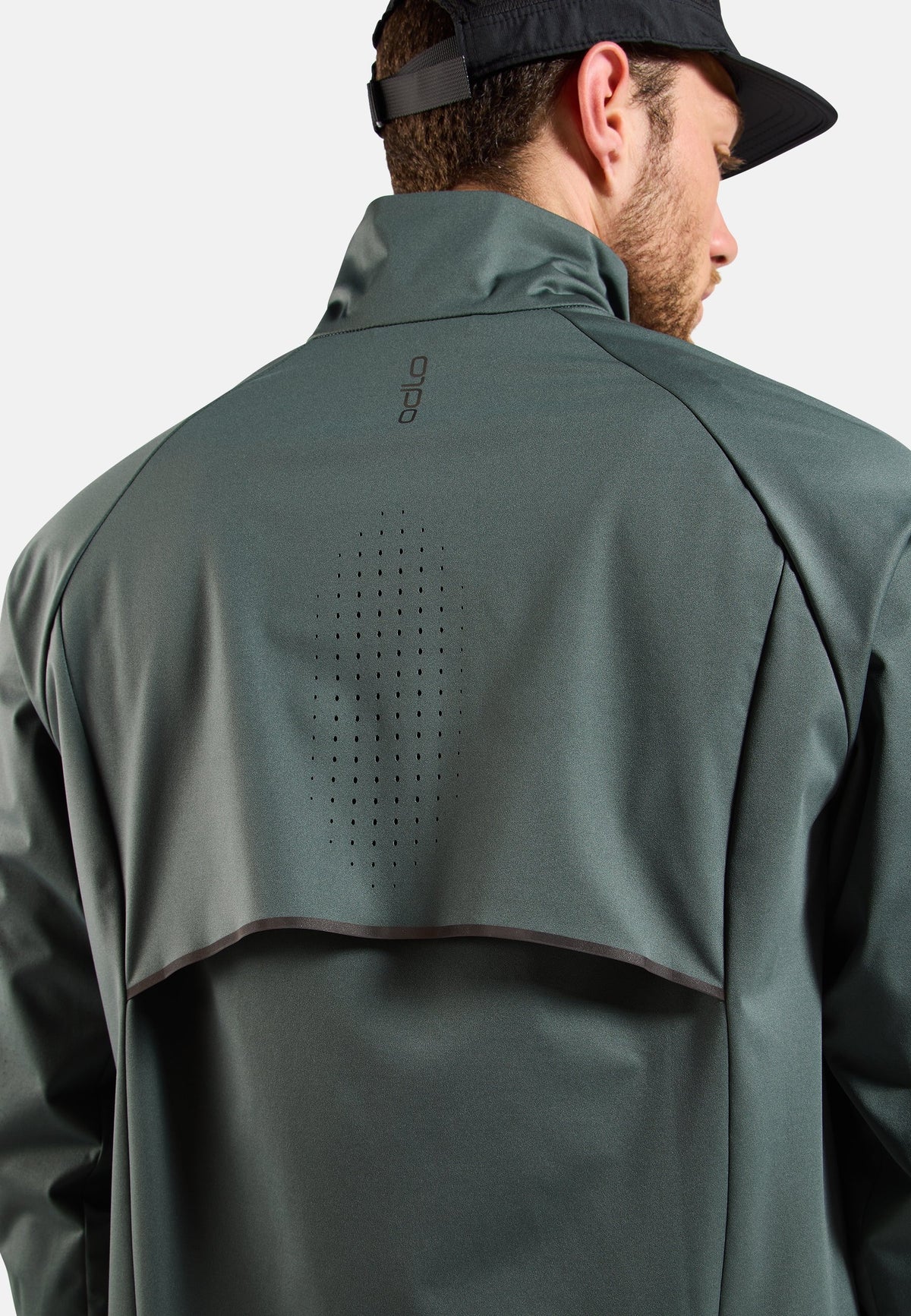 The Zeroweight Pro Warm reflective running jacket 2.0