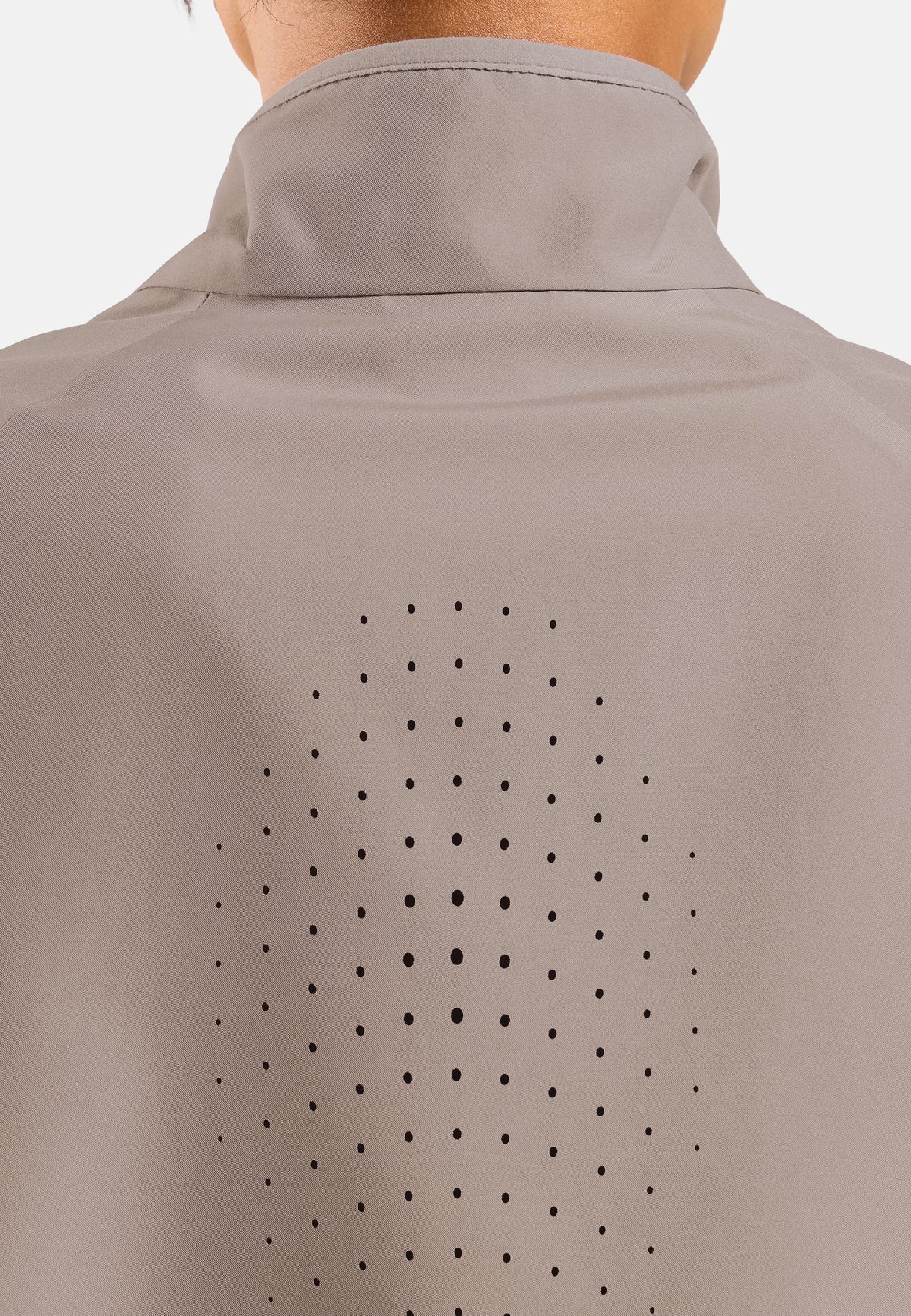 The Essentials Light running jacket