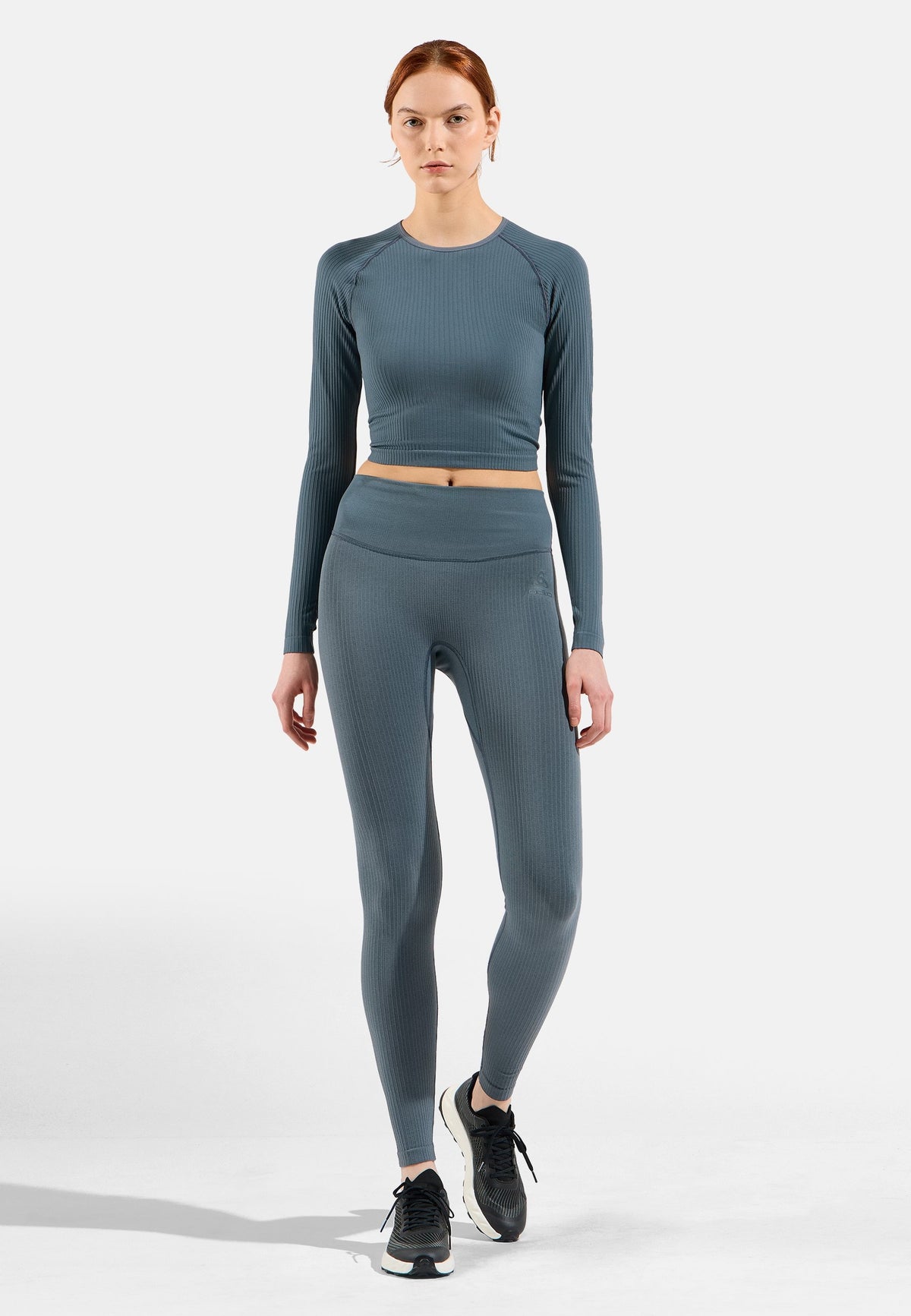 The Active 365 seamless cropped long sleeve training shirt
