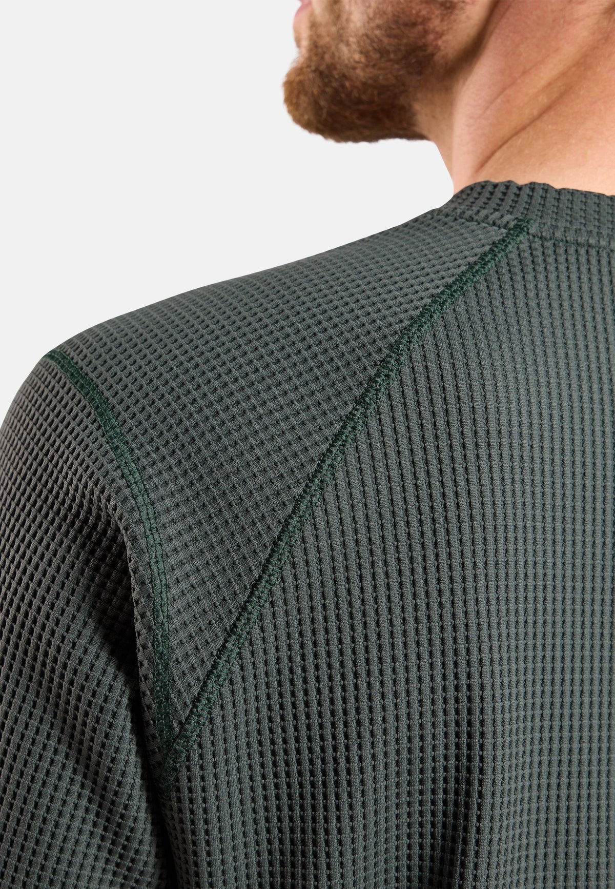 The Cubic crewneck multisport mid layer