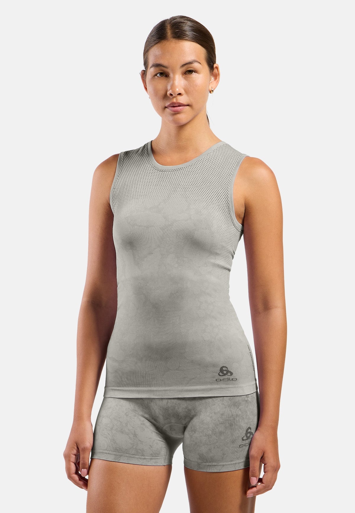 The Performance Light rain-dye sleeveless base layer